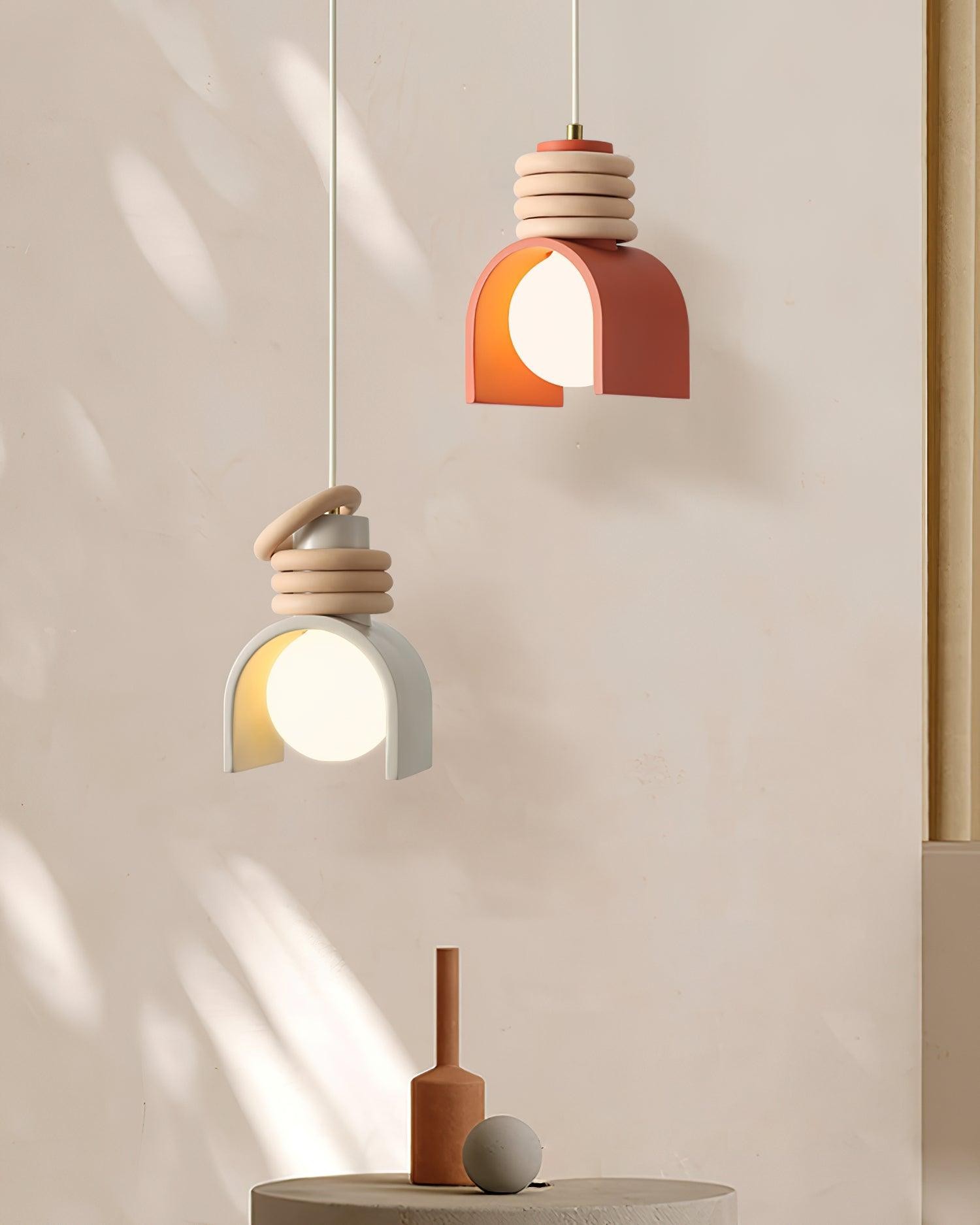 Modern Creative Resin Pendant Light M92