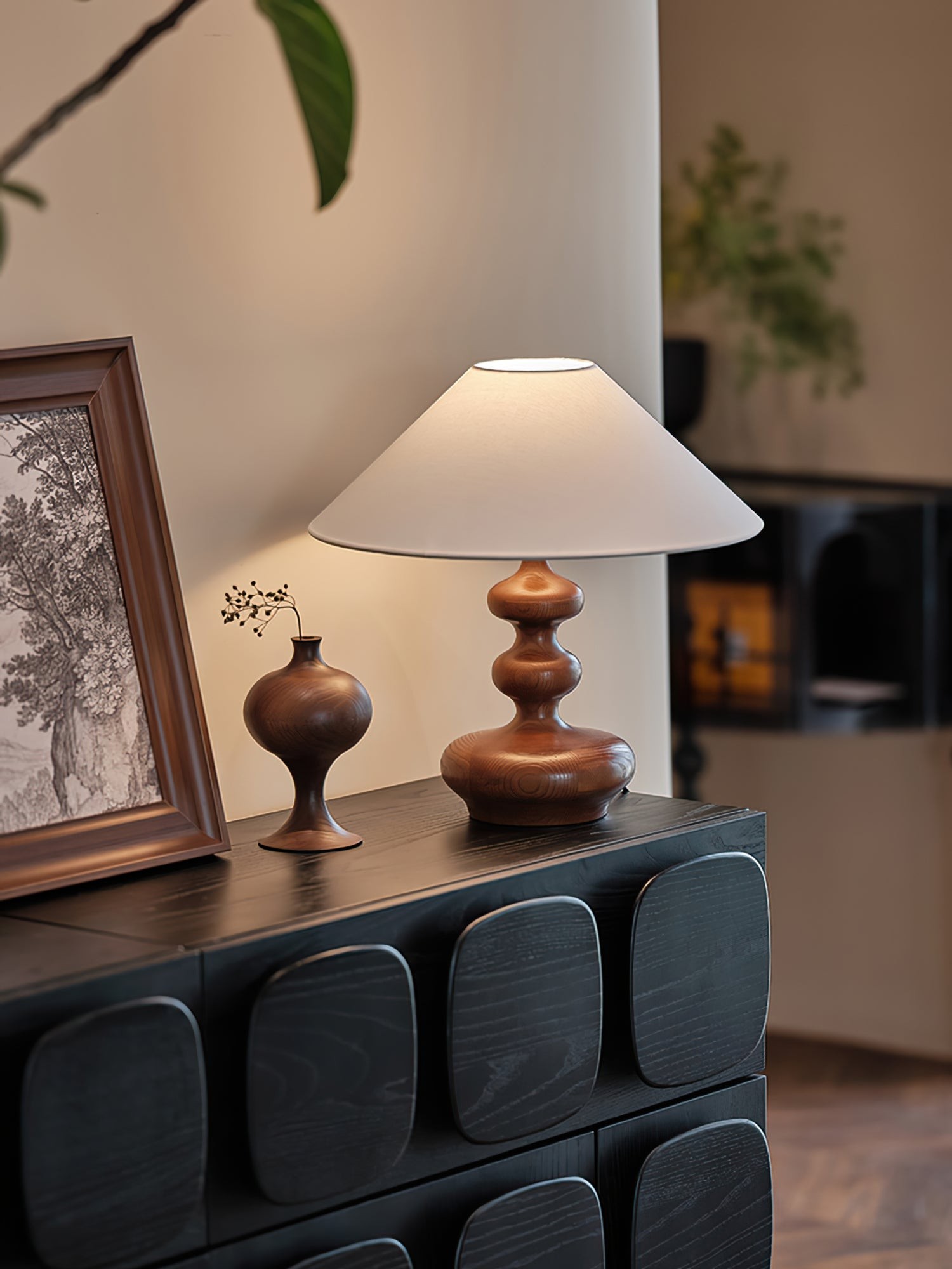 Nordic Retro Solid Wood Table Lamp M61