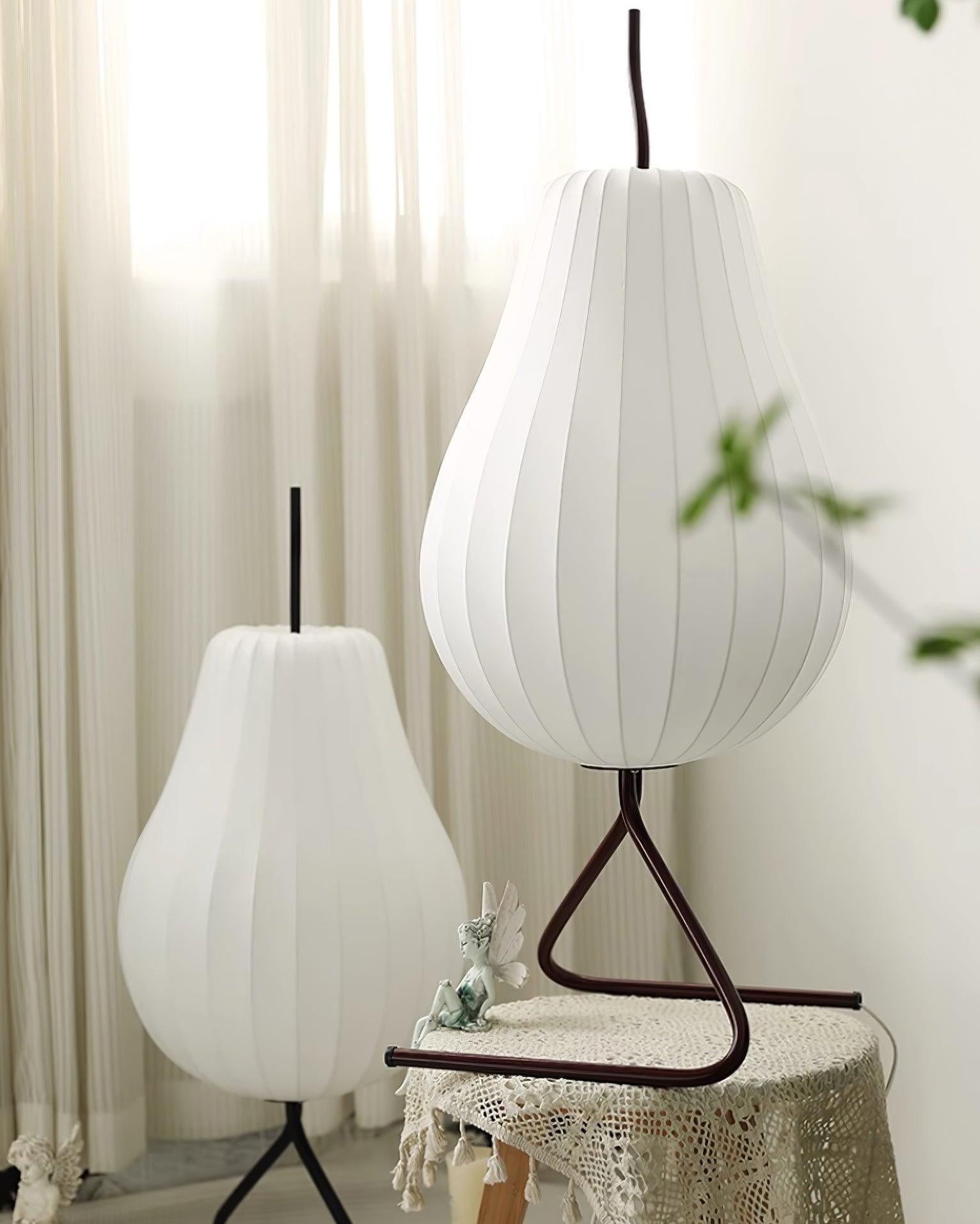 Pear-shaped Shite Floor Lamp Suitable For Living Room M519