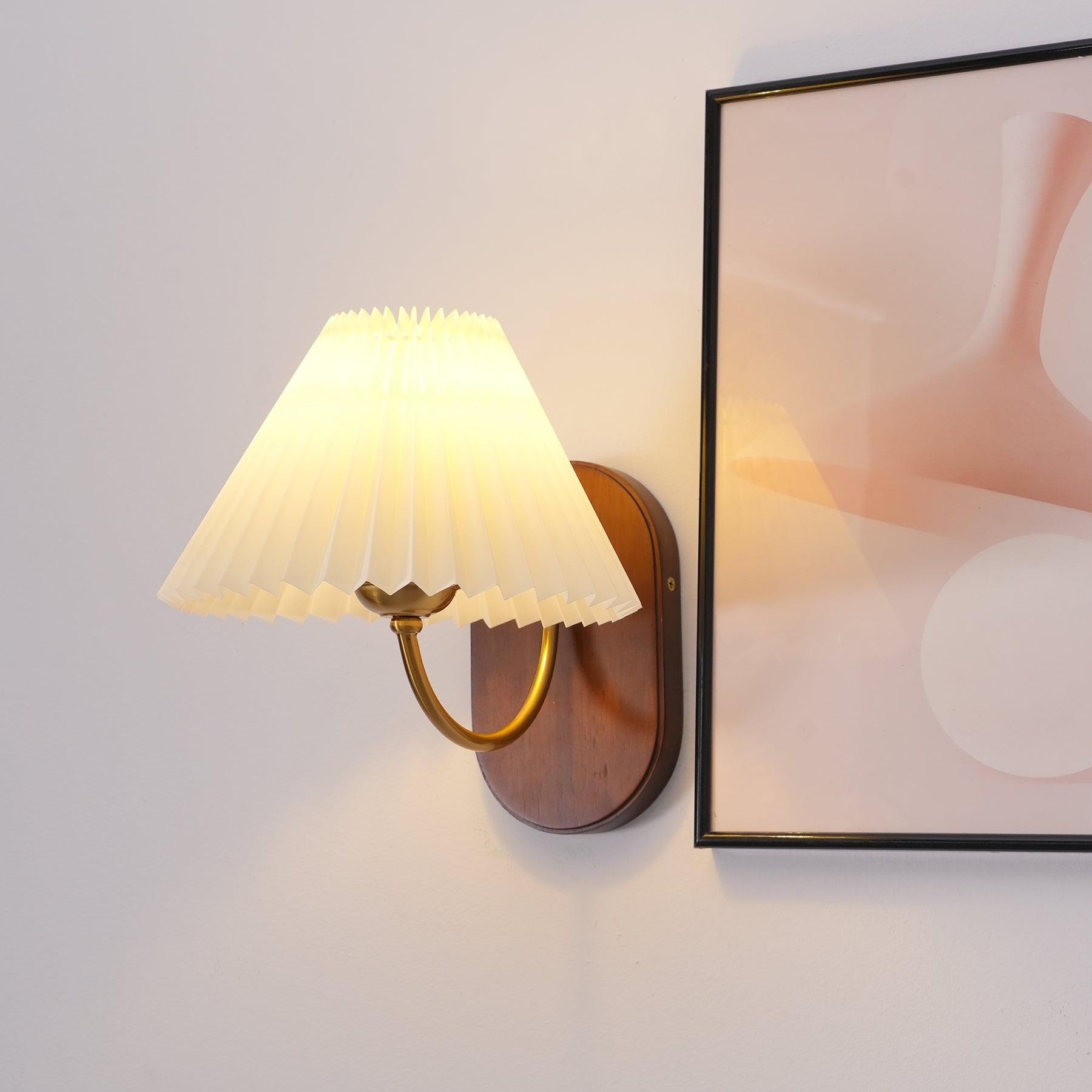 Modern Fashion Wall Lamp for Bedroom M49