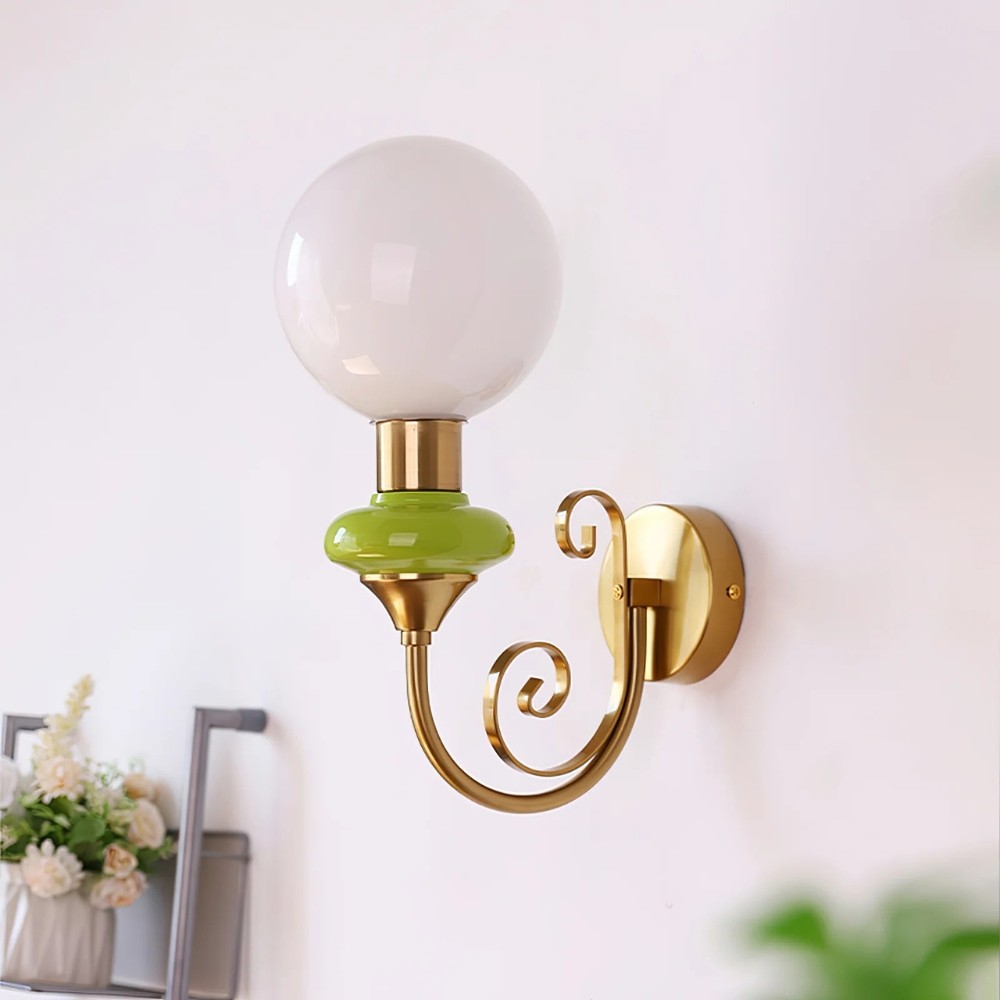 Elegant Wall Lamp with Sculptural Glow and Architectural Form S220