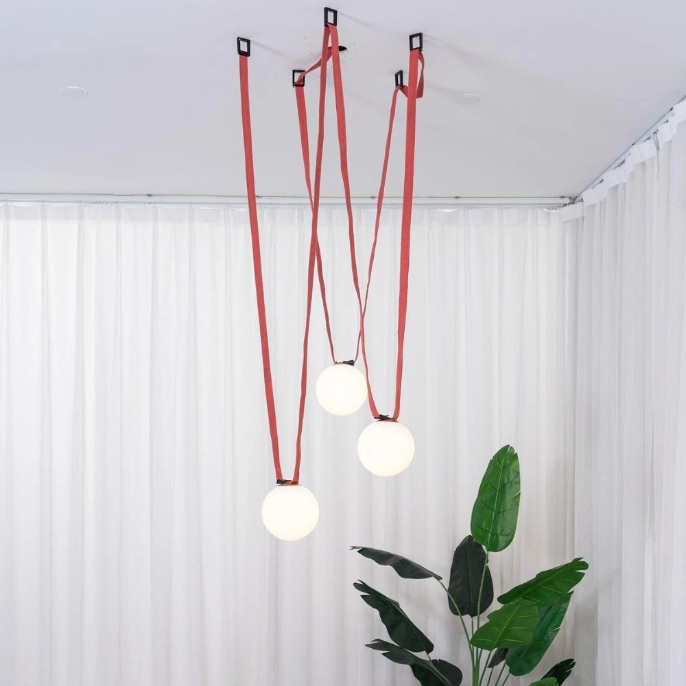 Flexible Belt-Style Pendant Lamp for Customizable Ambient Light S241