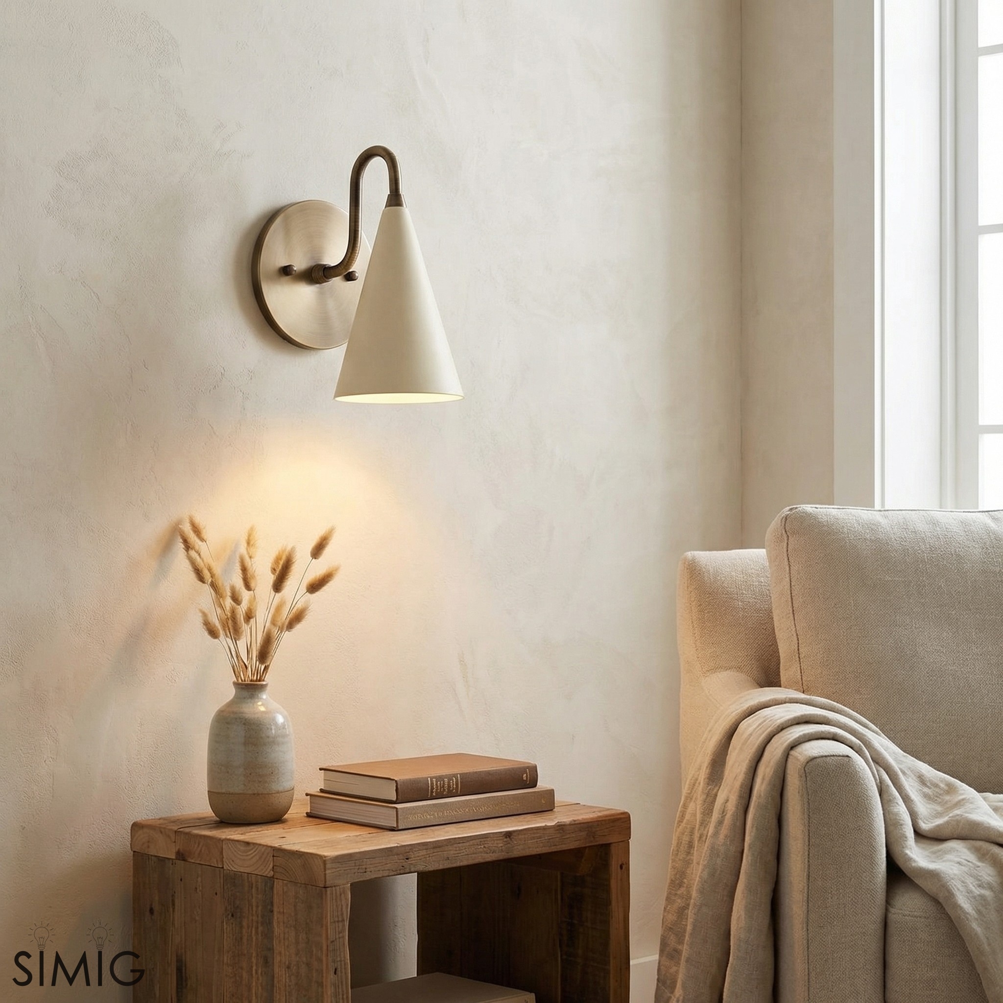 Curva Elegant Taper Shade Wall Sconce - Contemporary Accent for Living Room T780