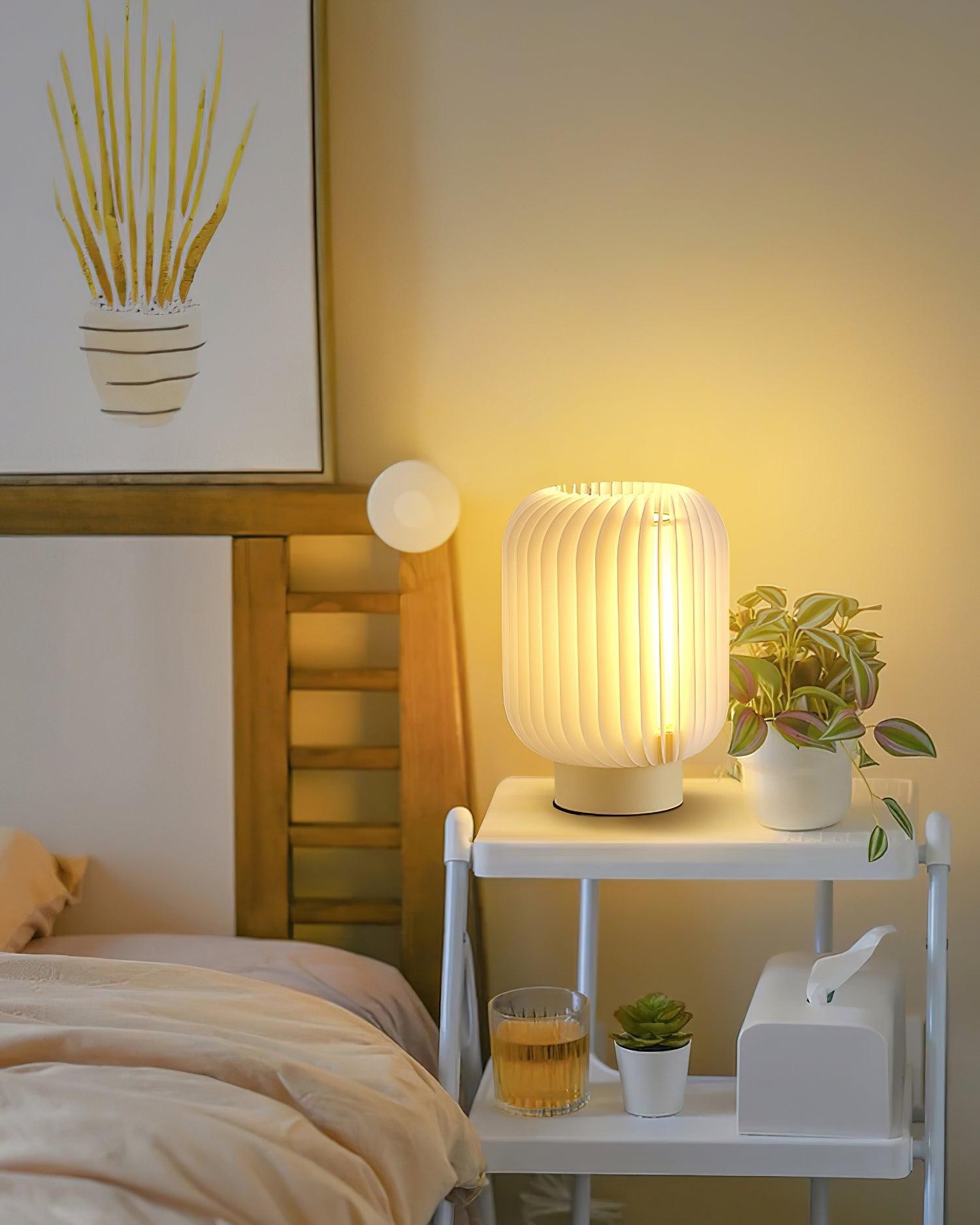 Round Translucent Pleated Table Lamp Suitable For Living Room M516