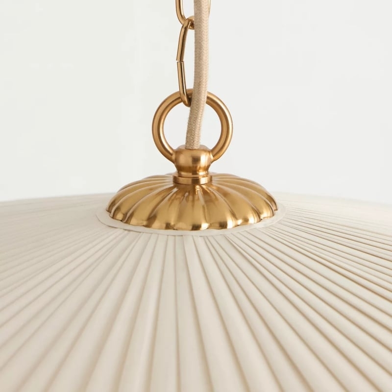 Savara Pleated Shade Pendant - Modern Silk-Inspired Hanging Light for Dining T714