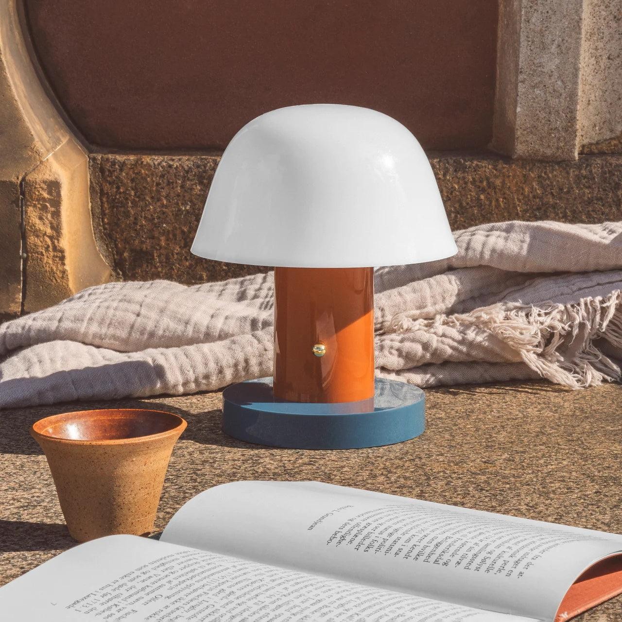 Minimalist Mushroom Cordless Table Lamp M528