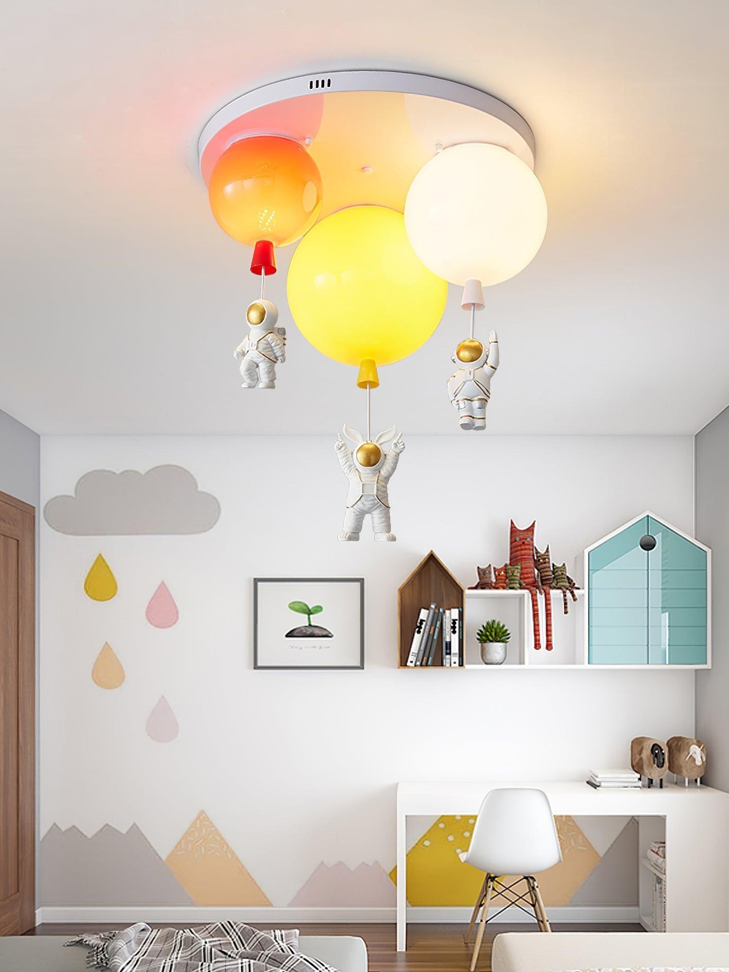 Astronaut Glossy Balloon Ceiling Lamp M390