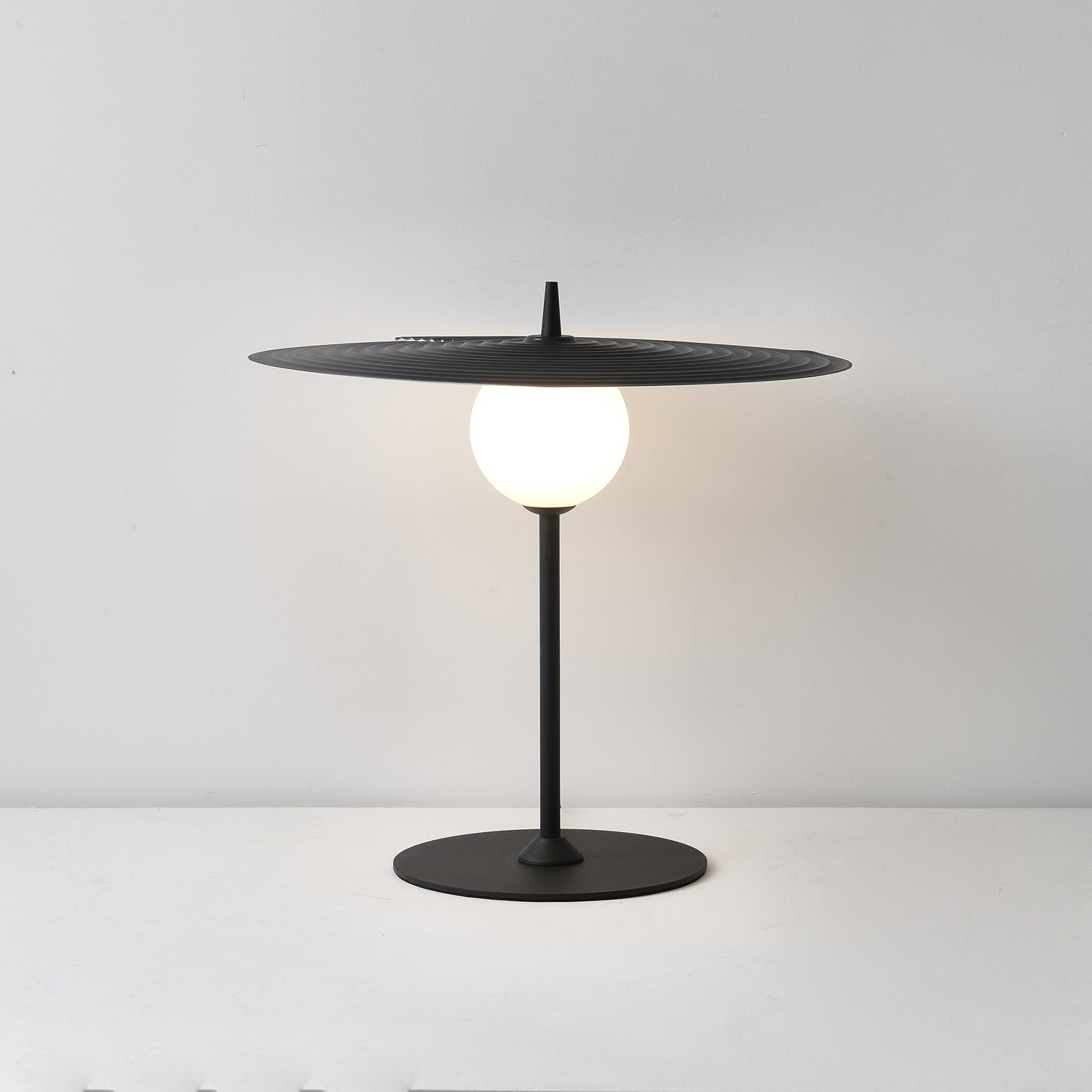 Modern Classic Record Table Lamp G39