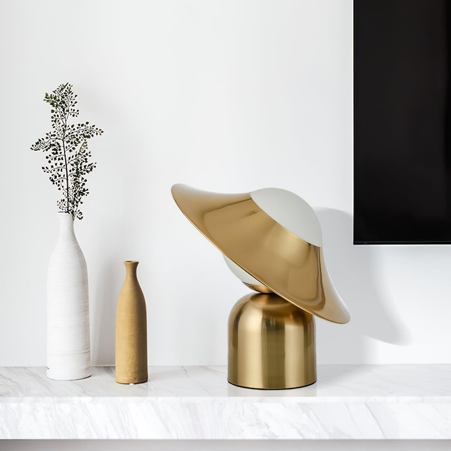 Nordic Creative Metal Disc Table Lamp M472