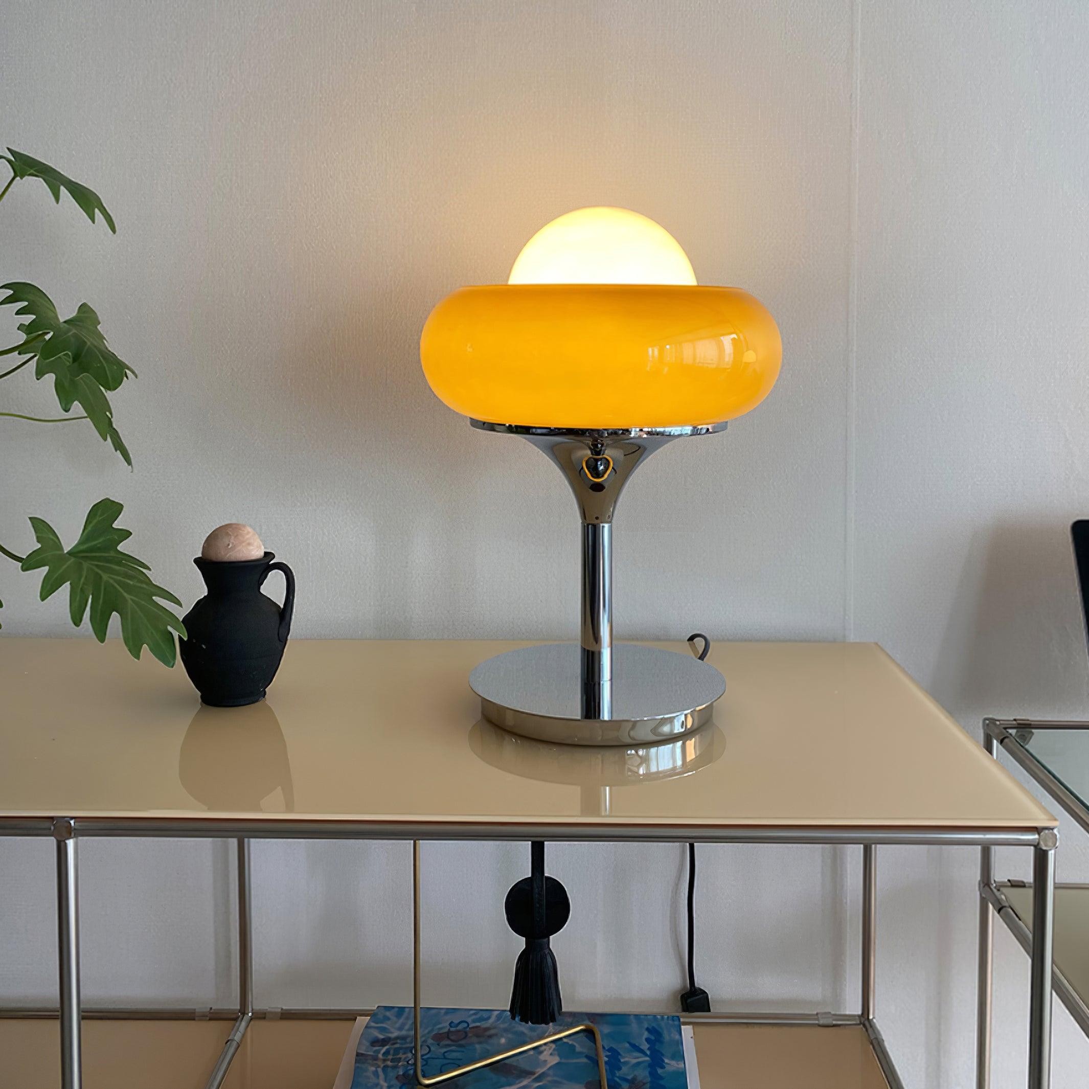 Vintage Cream Table Lamp for Bedroom M54