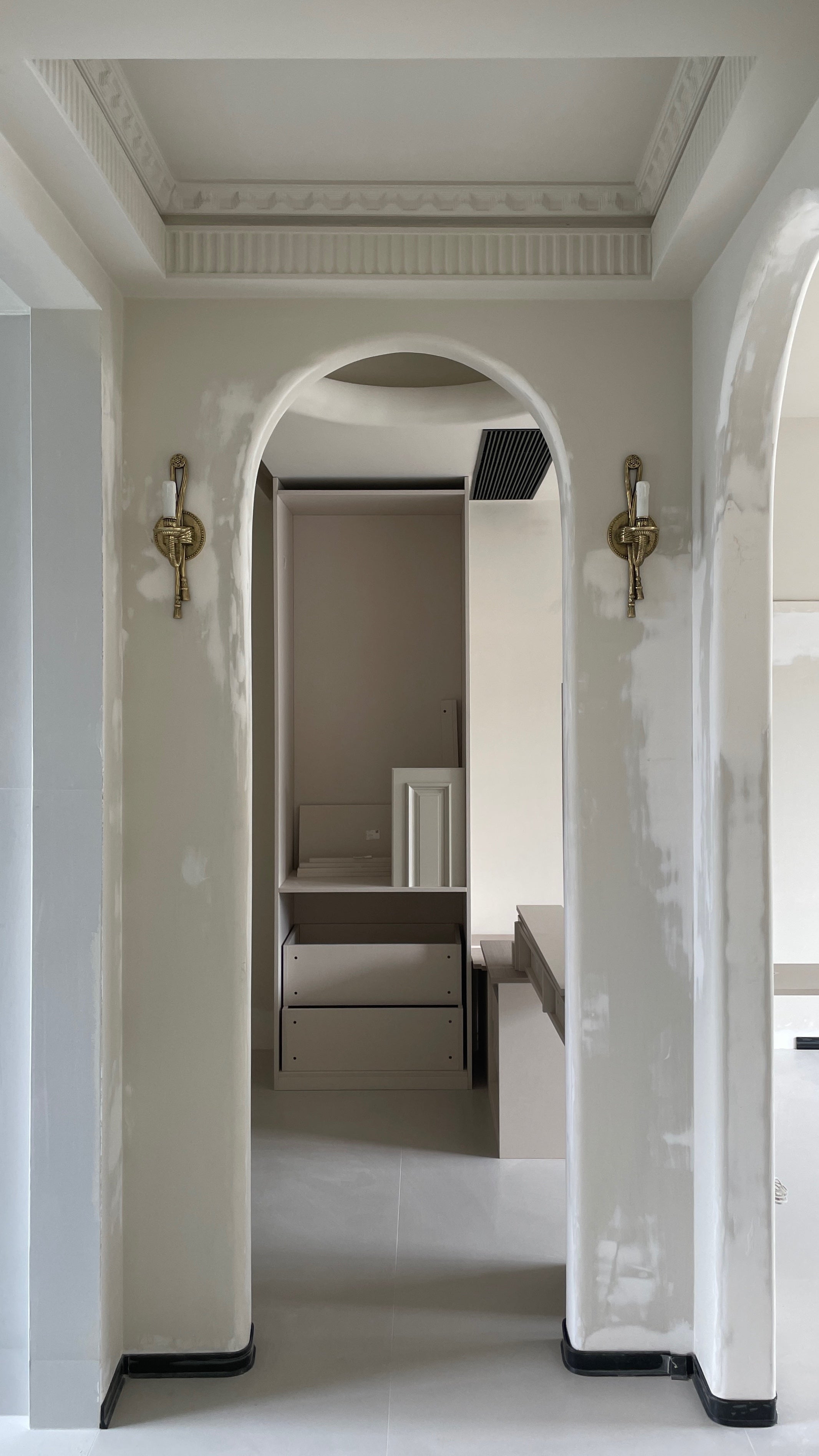 Cast Brass Sconce T1808