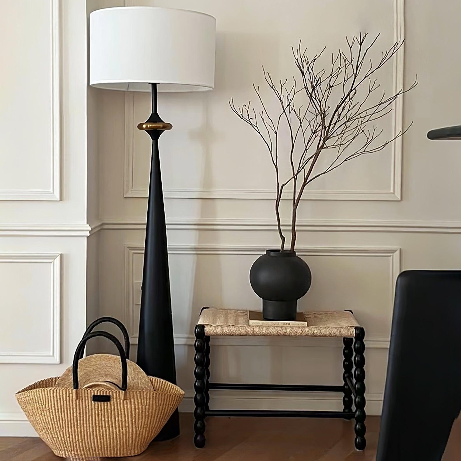 Putney Metal Floor Lamp – Minimalist Design for Bedrooms & Offices T426
