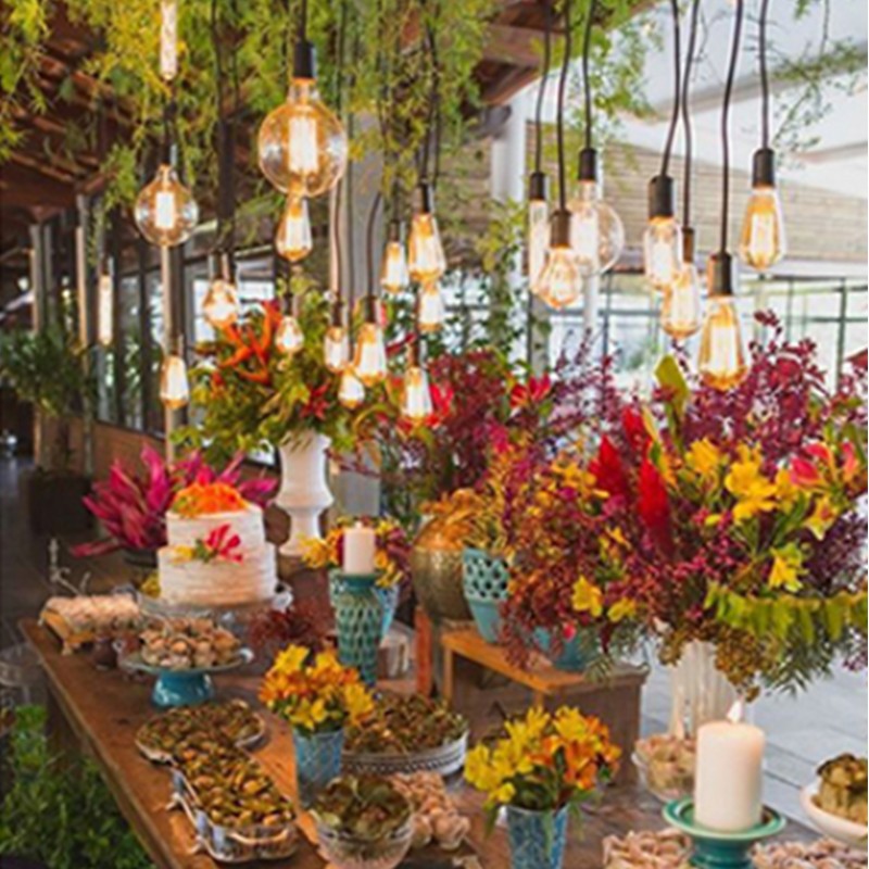 Bulb Chain Pendant Light