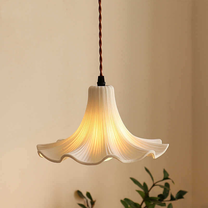 Petalis Charm French Petal Ceramic Pendant Light T2177