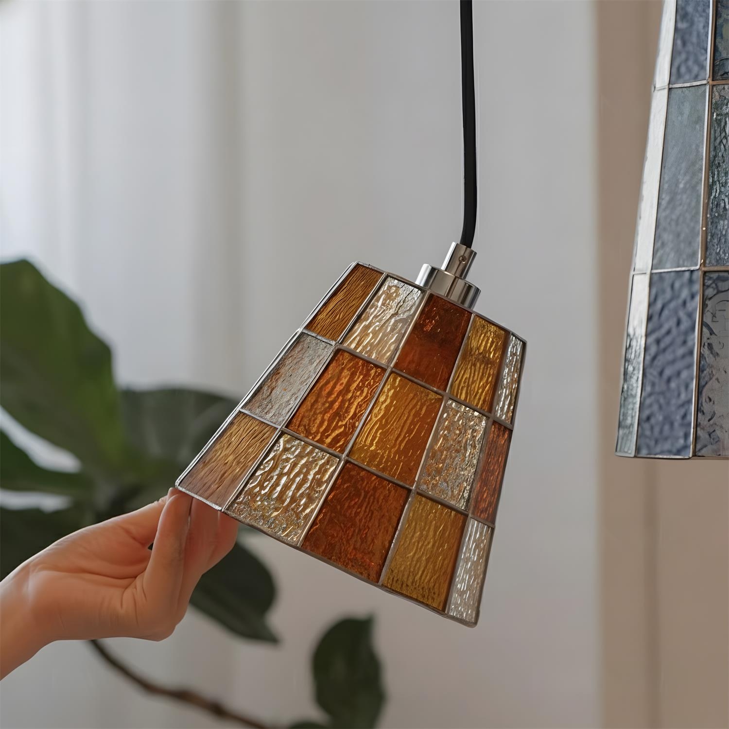 Fun Guy Pendant Lamp T1544