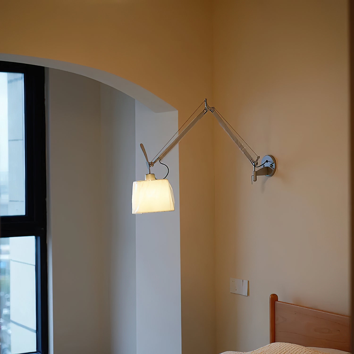 Velthea Plug-in Wall Lamp T1939