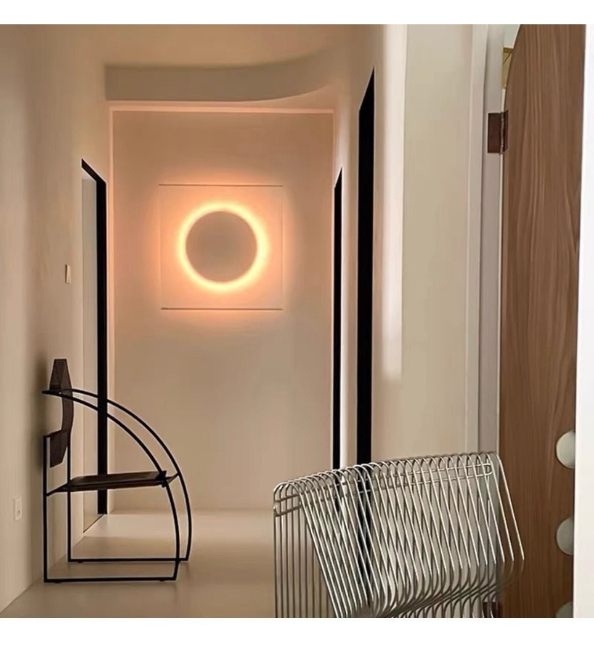 Modern Simple Plug-In Round Wall Lamp G54