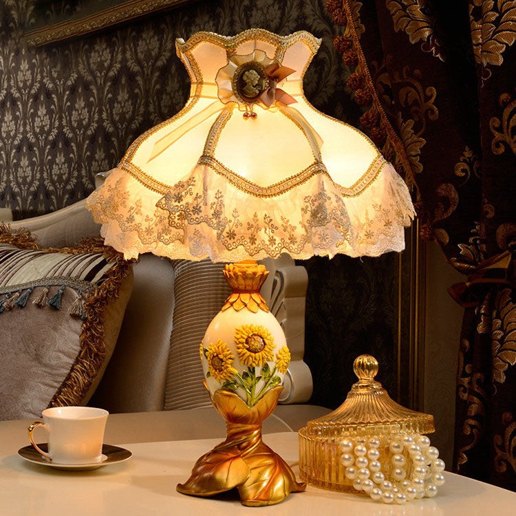 European Style Luxury Metal Sunflower Table Lamp M499