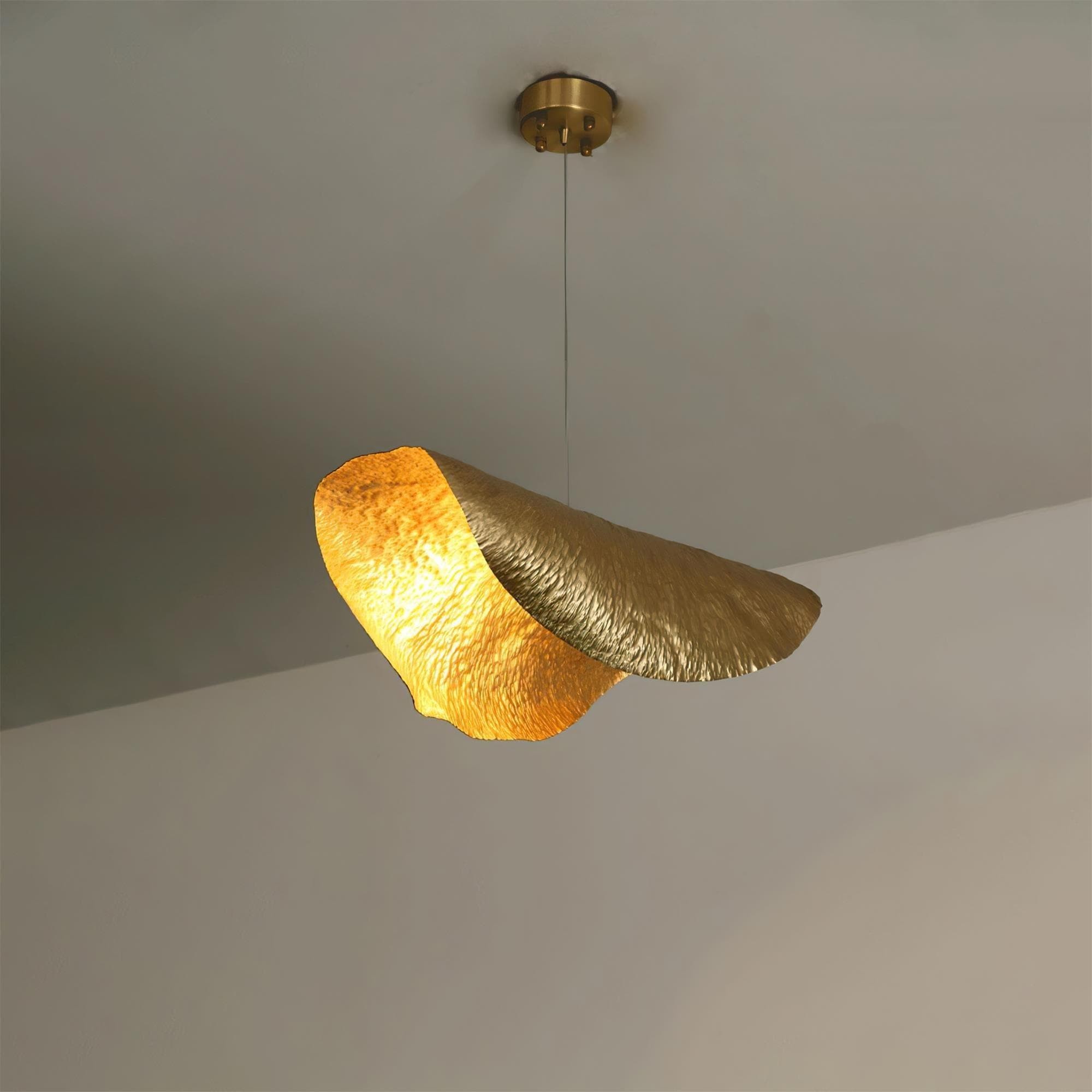 Hammered Brass Suspension Light T114