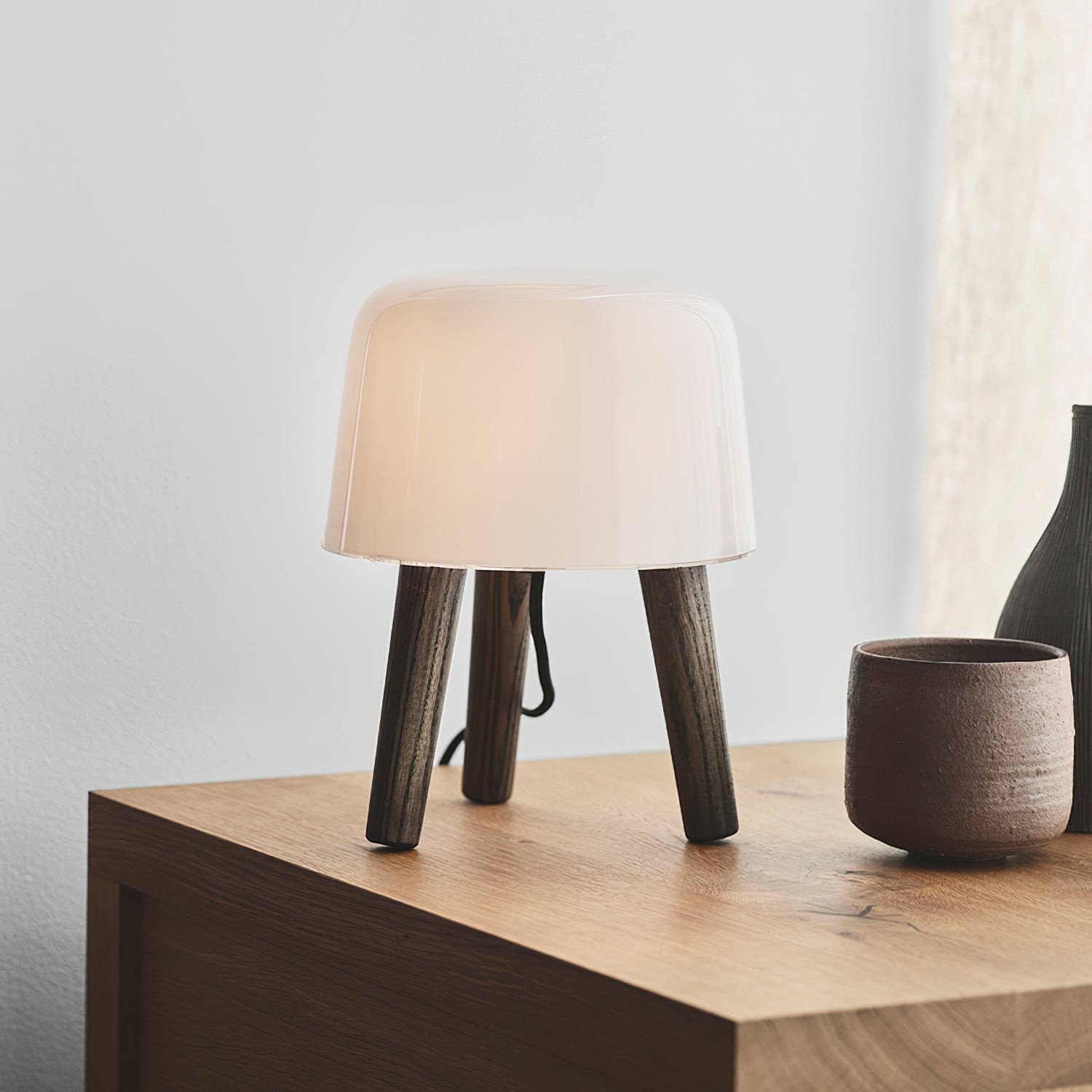 Nordic Wood Decorative Glass Table Lamp For Bedroom M255