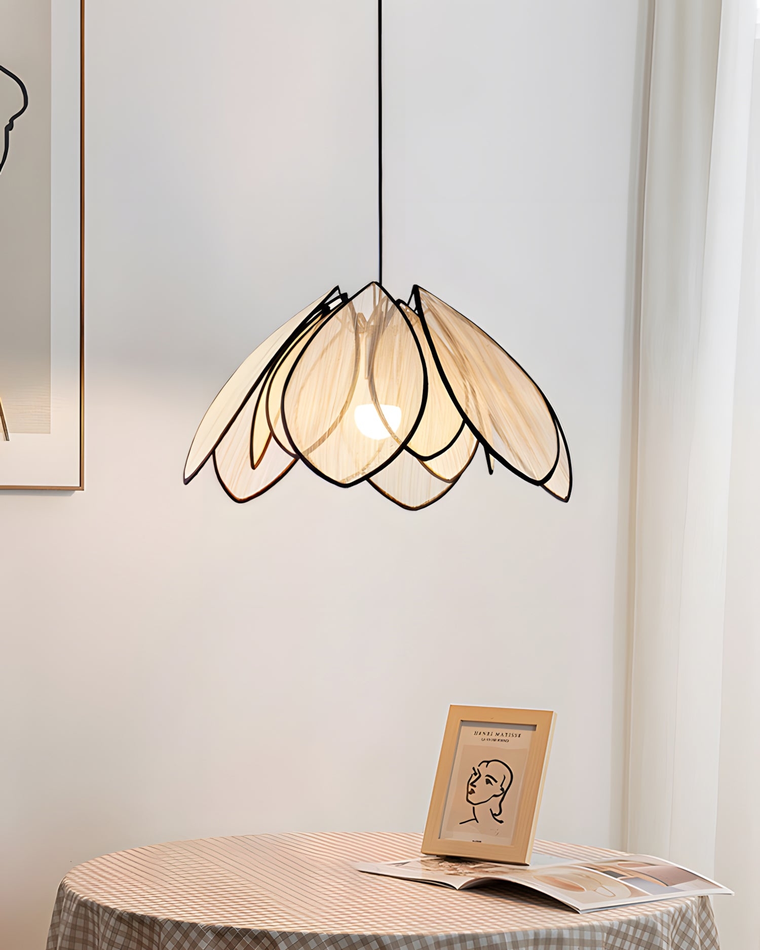 Petaline Veil Pendant Lamp T1555
