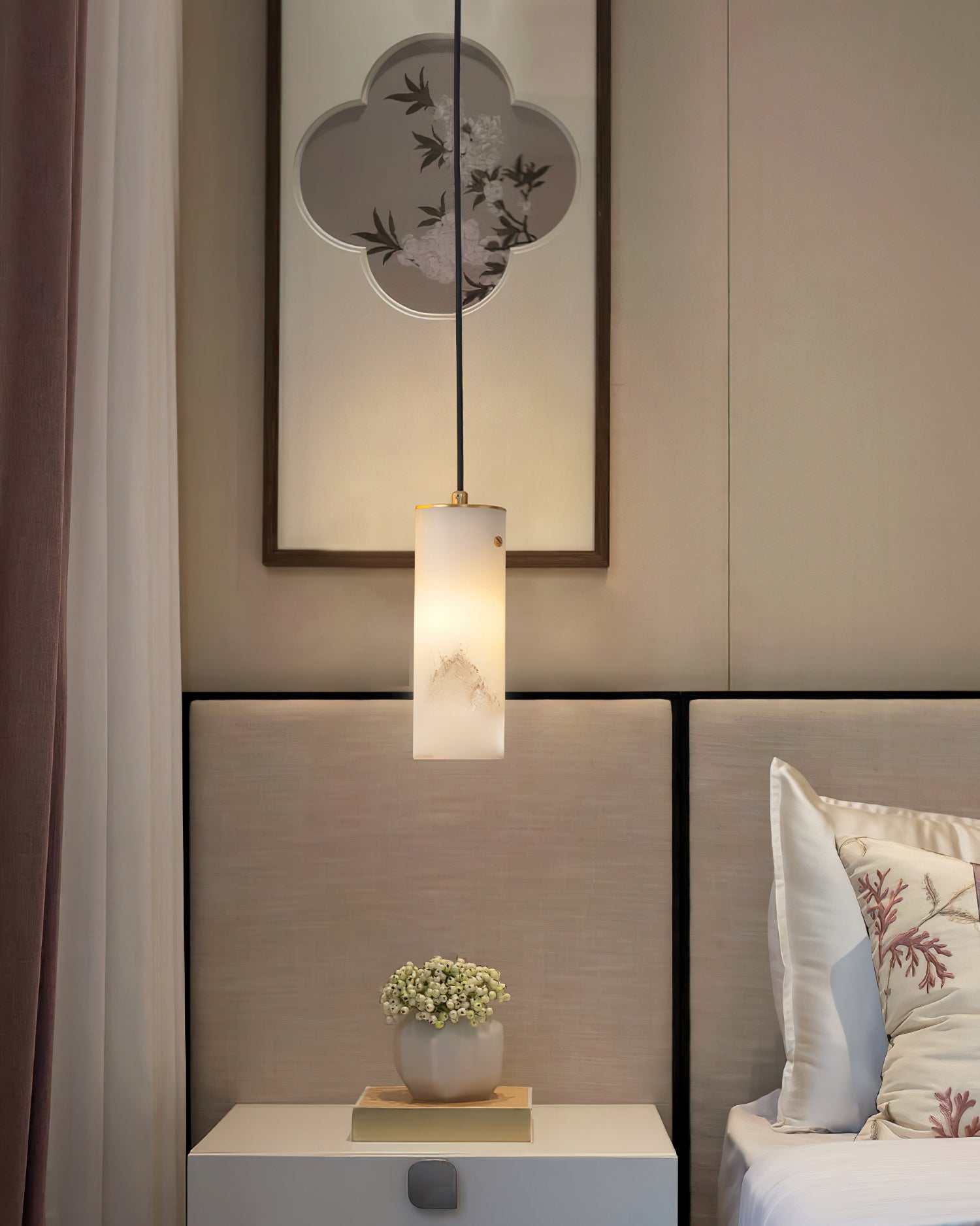 Nula Vertical Alabaster Pendant Light T1650