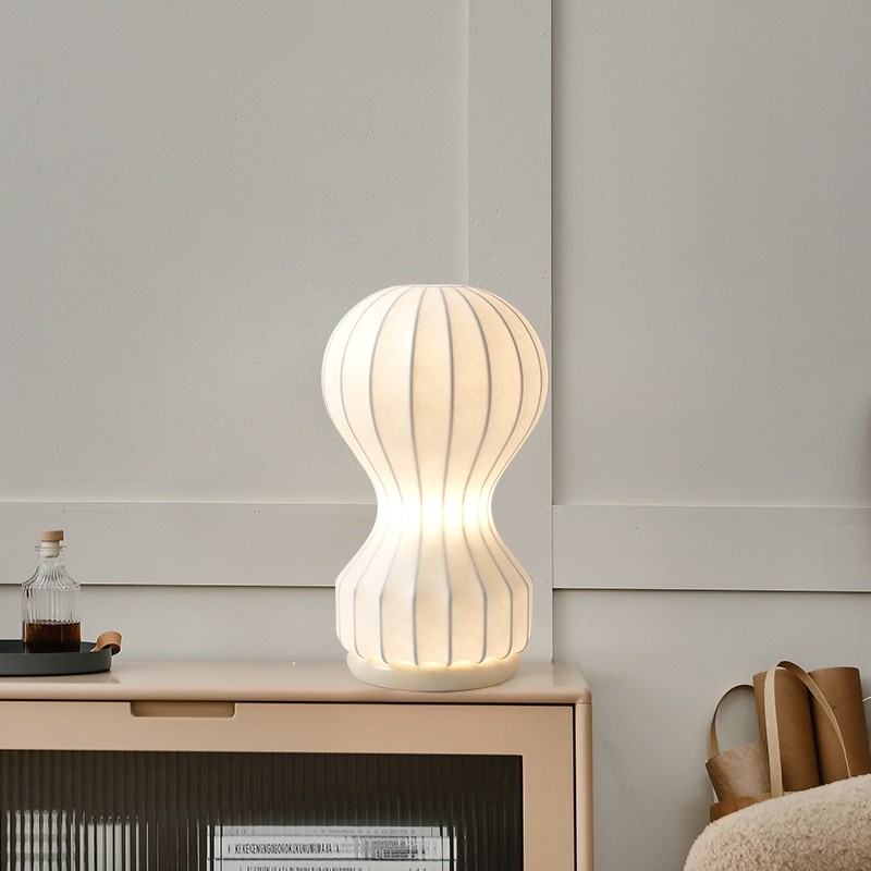 Gatto Table Lamp
