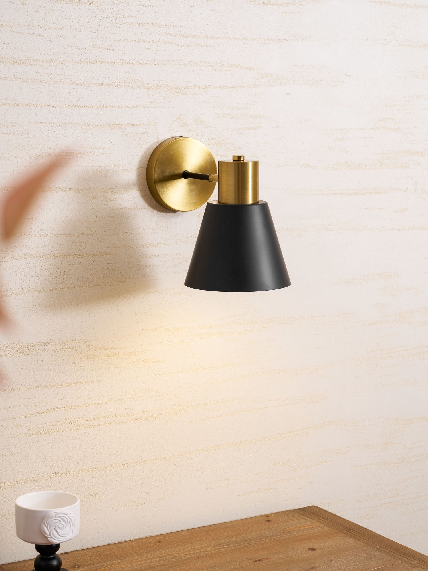 Adjustable Armed Wall Lamp T1597
