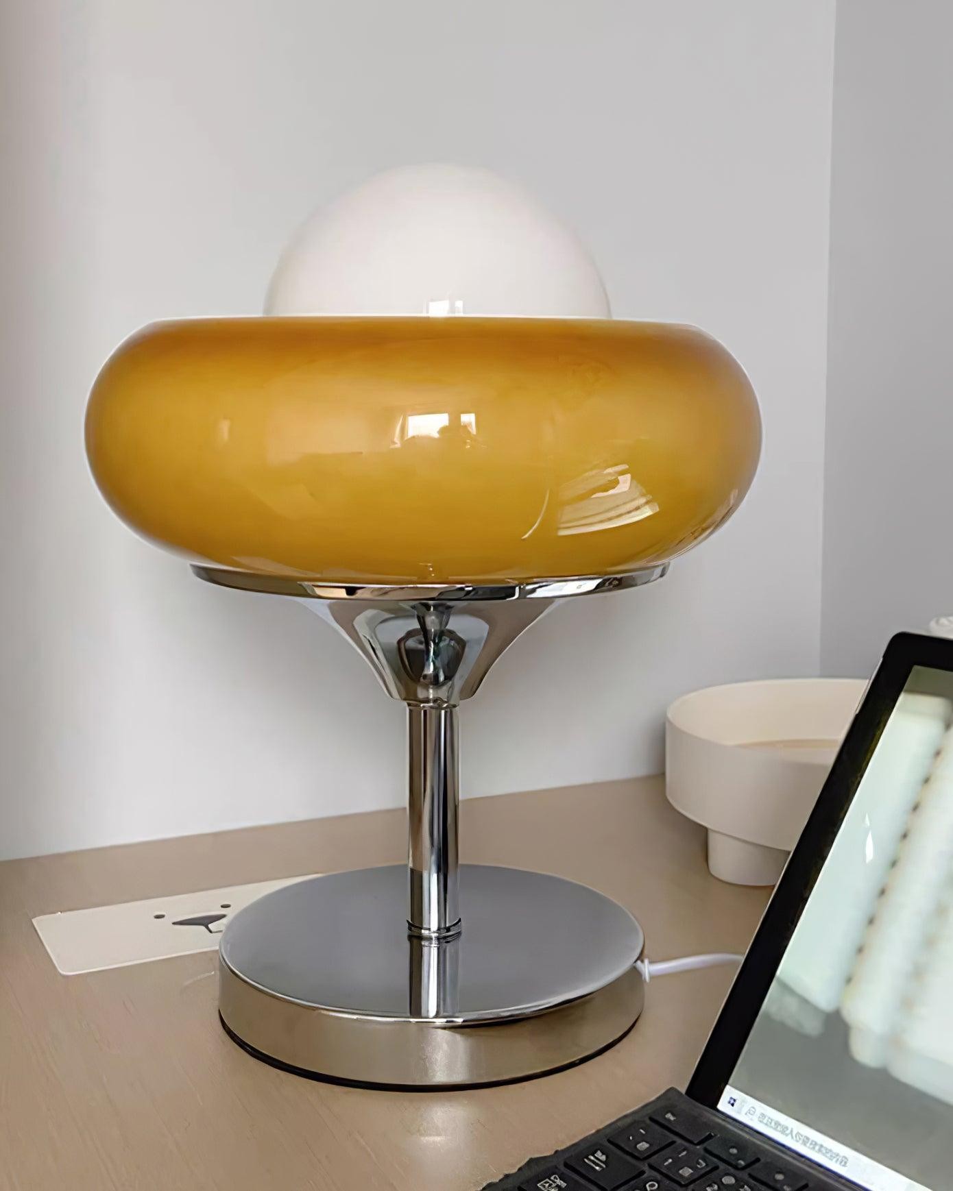 Vintage Cream Table Lamp for Bedroom M54