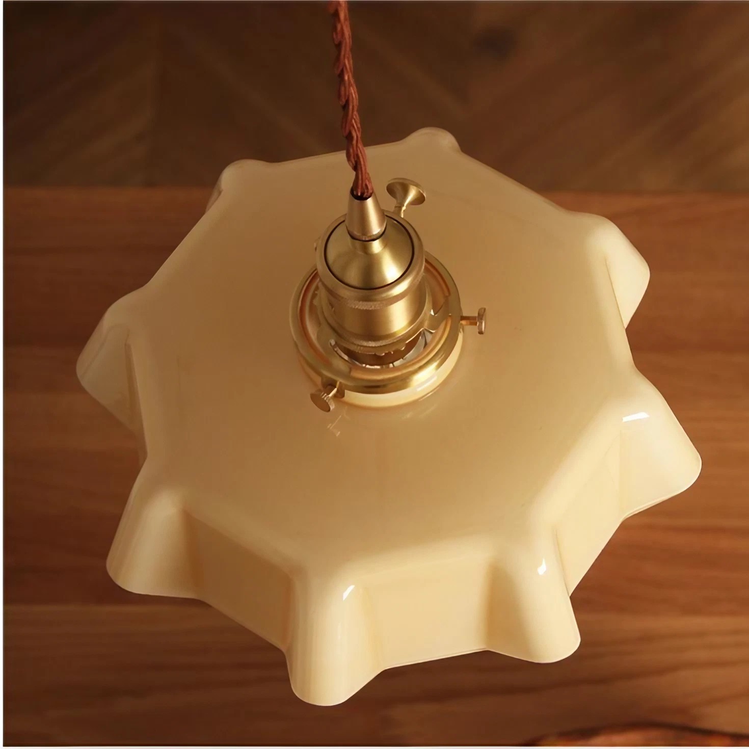Retro Minimalist Glass Pendant Light