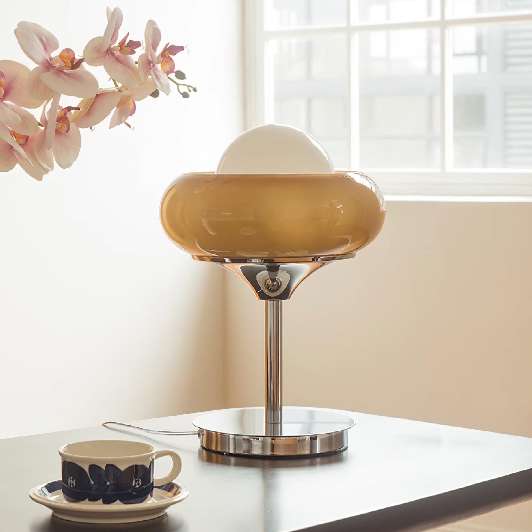 Vintage Cream Table Lamp for Bedroom M54
