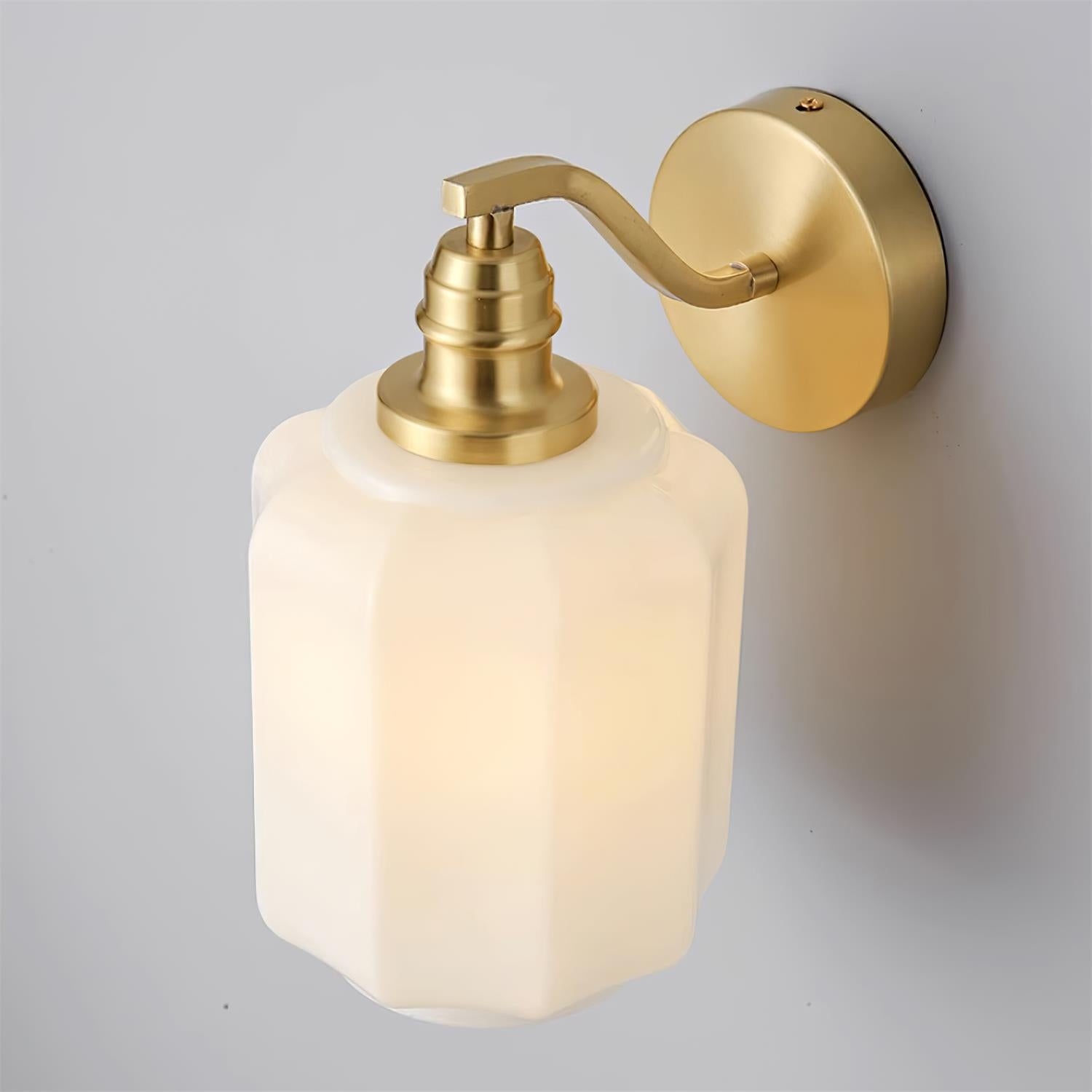 Henry Plug In Wall Lamp T1266