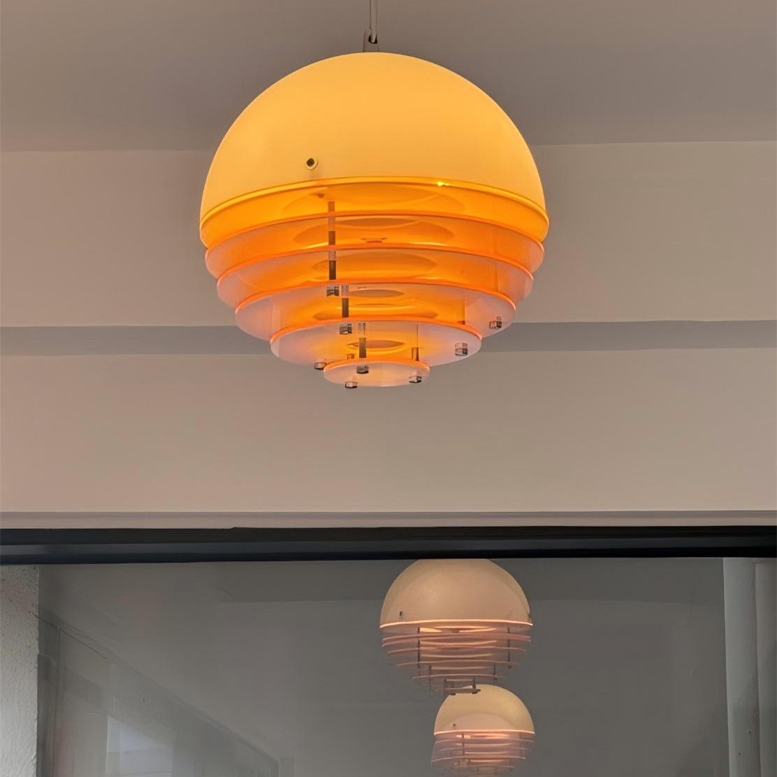 Bauhaus Sunset Pendant Lamp - Warm Ambient Lighting for Living Room S213
