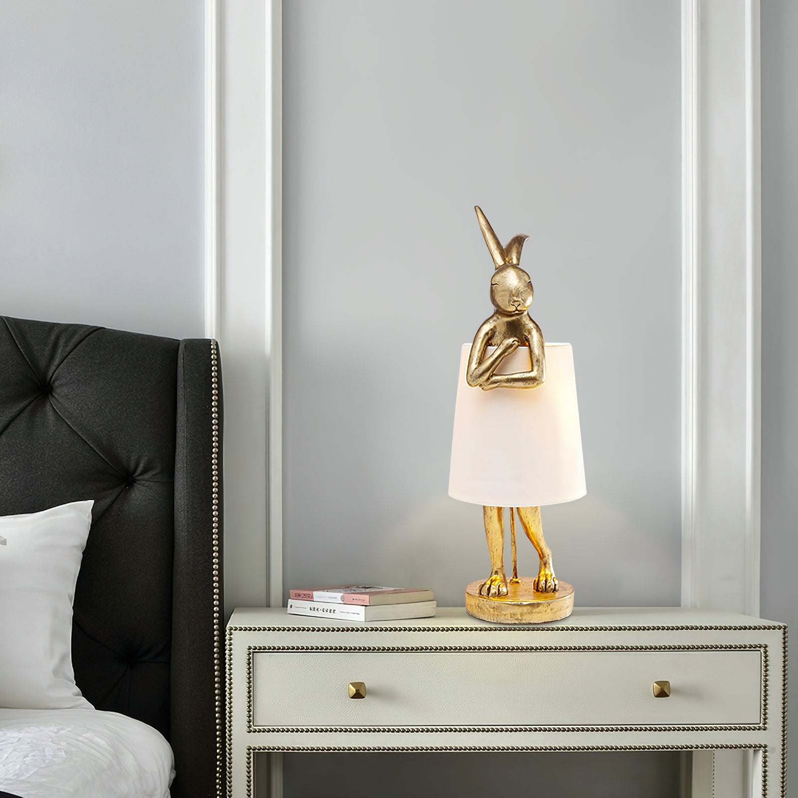 Chester Rabbit Table Lamp T1799