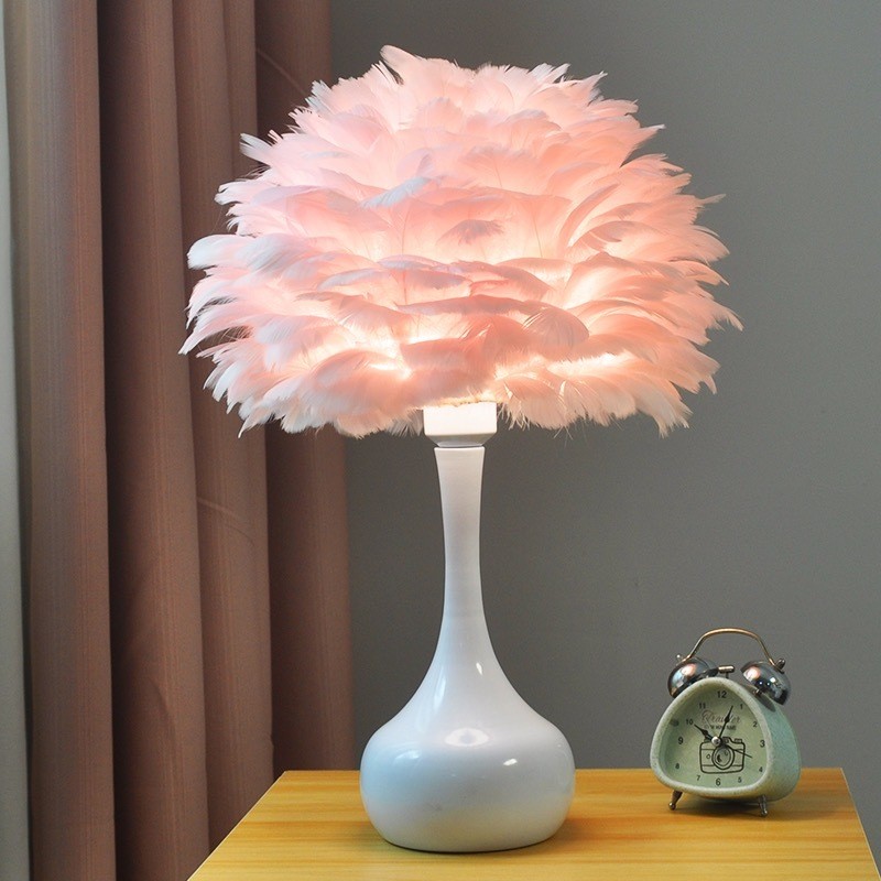 Modern Feather Table Lamp for Bedroom