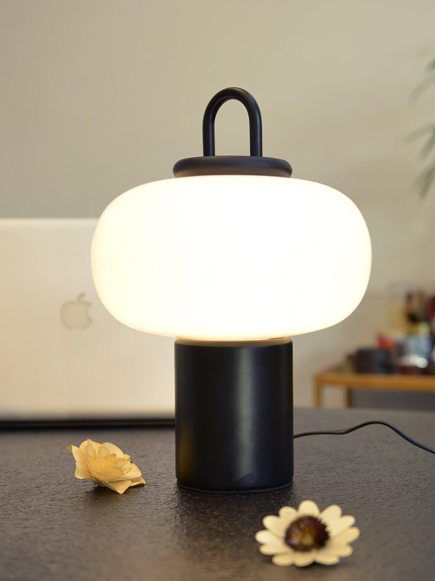 Nordic Creative Portable Bedside Table Lamp M432