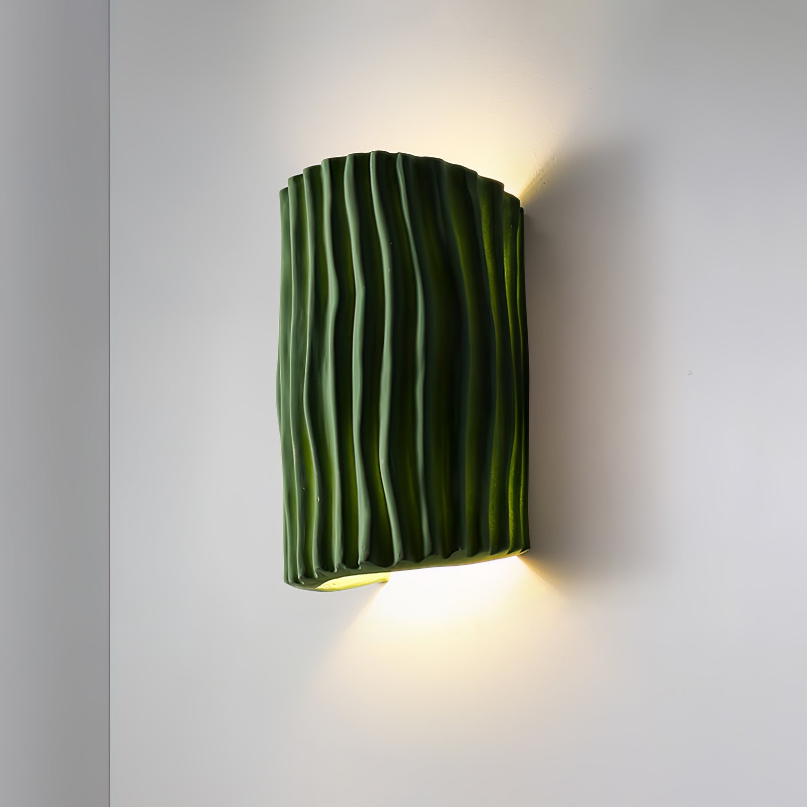 Clarity Curve Japandi Resin Wall Light T2101