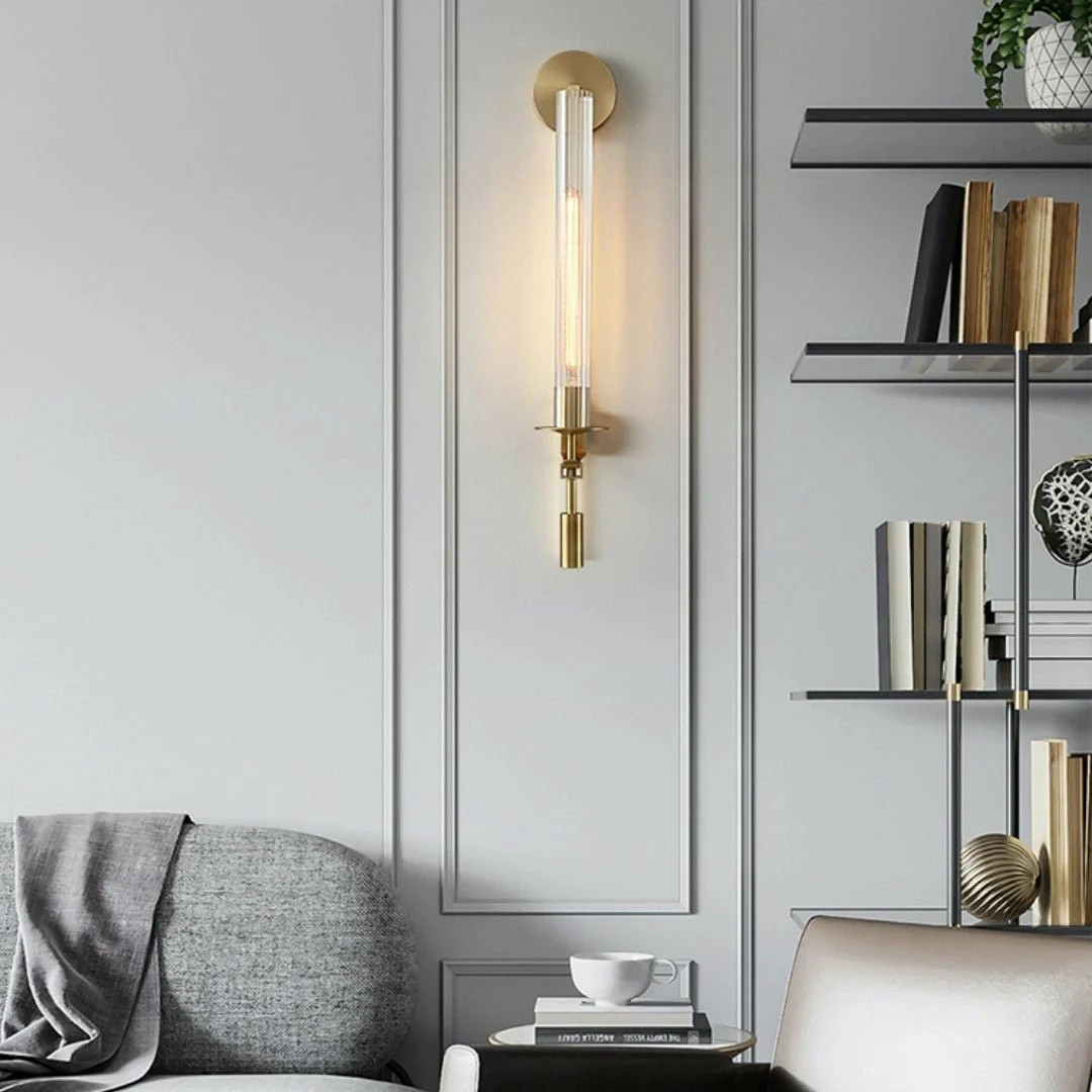 Ribbed Glass Wall Lamp with Slim Metal Base – Classic Meets Modern S229