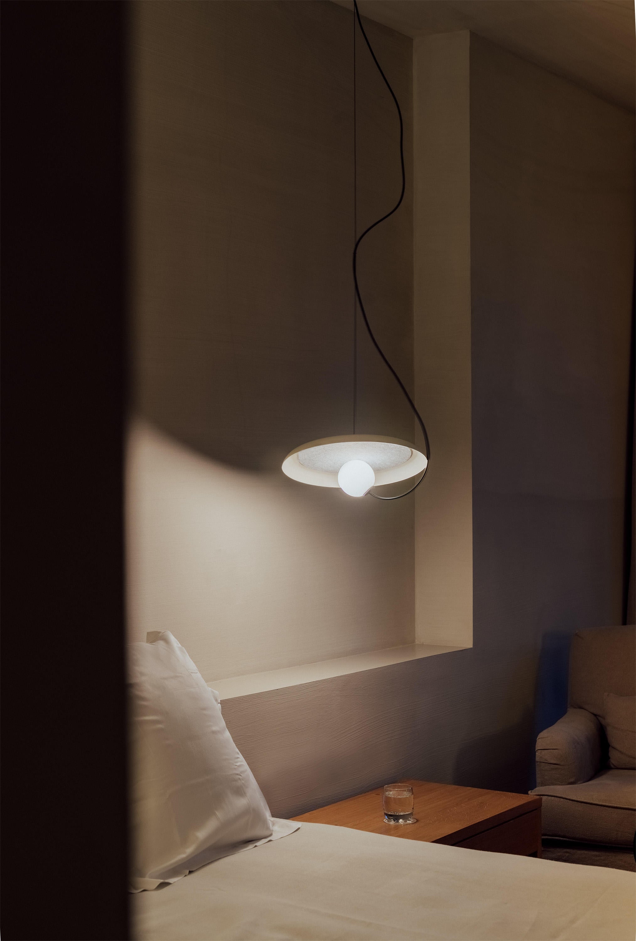 Acoustic Disc Pendant Lamp T1672
