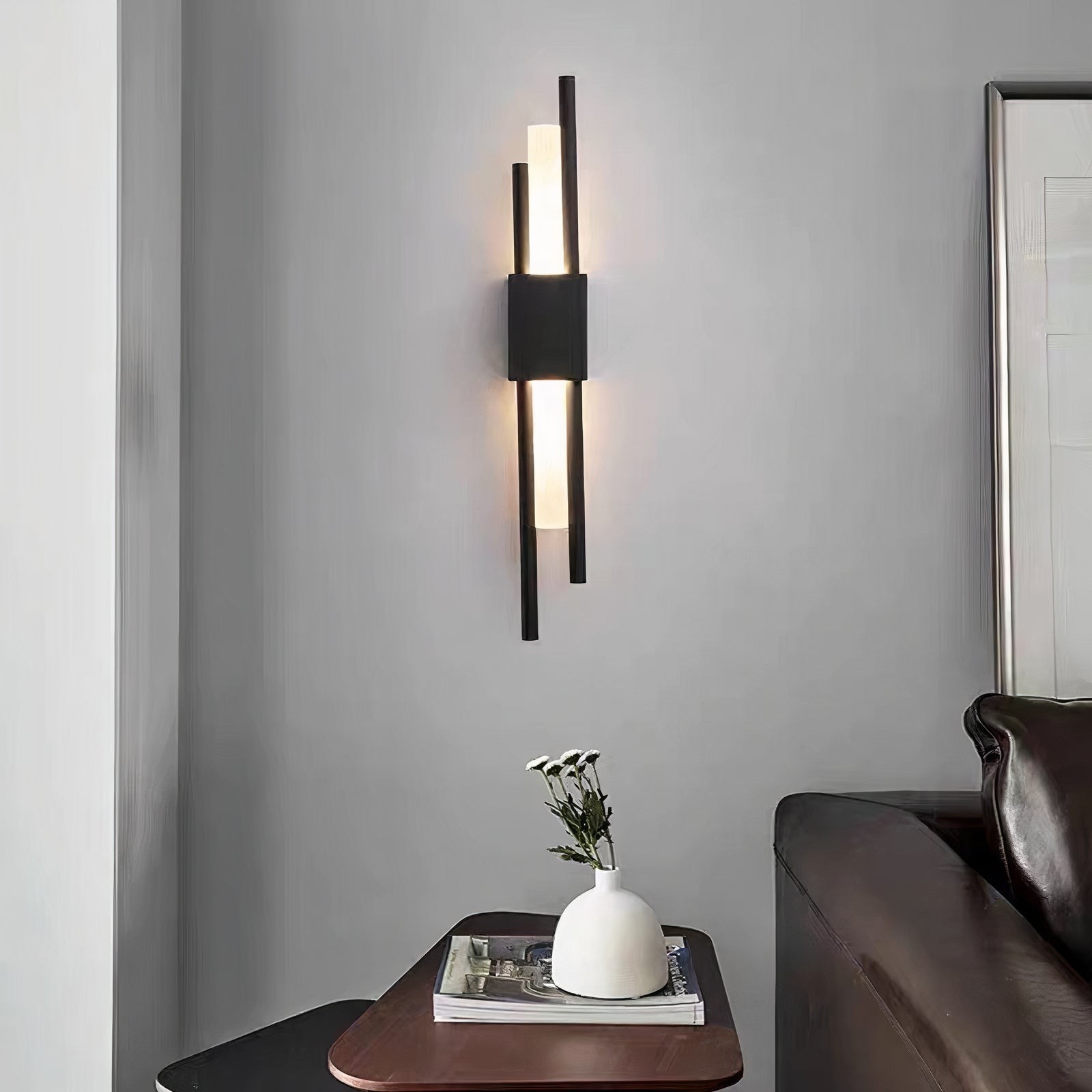Post Modern Minimalist Light Luxury Grille Wall Lamp M33