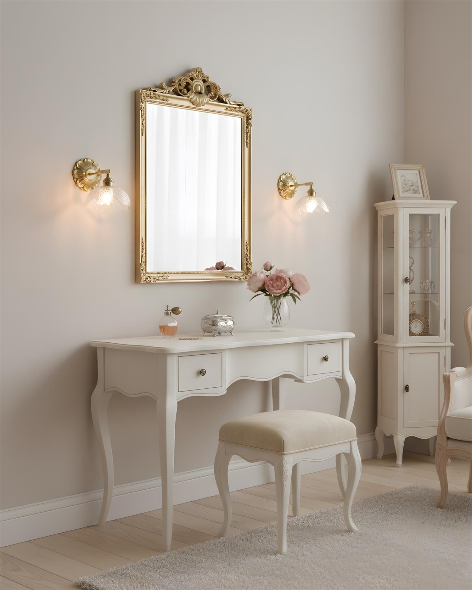 Nacre Petal Wall Lamp T1550