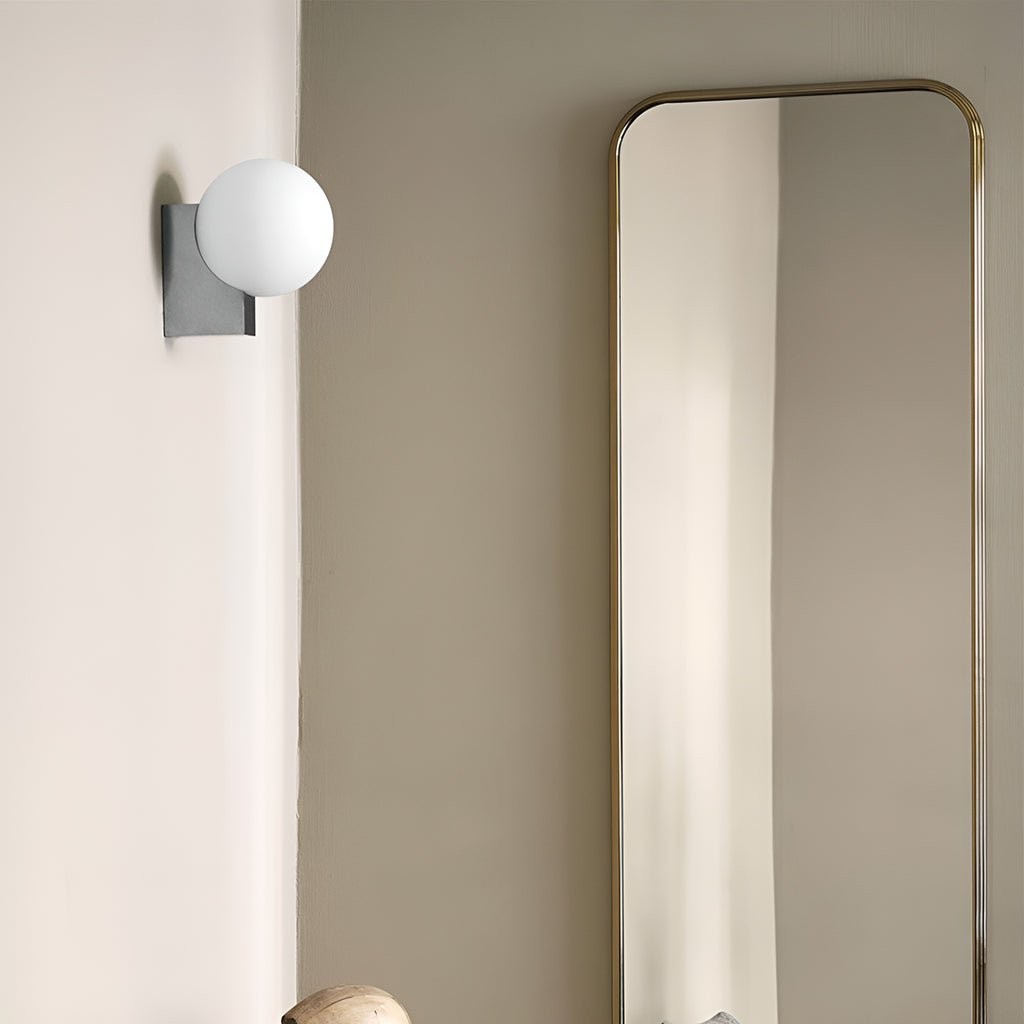 Minimalist Spherical Wall Lamp M444