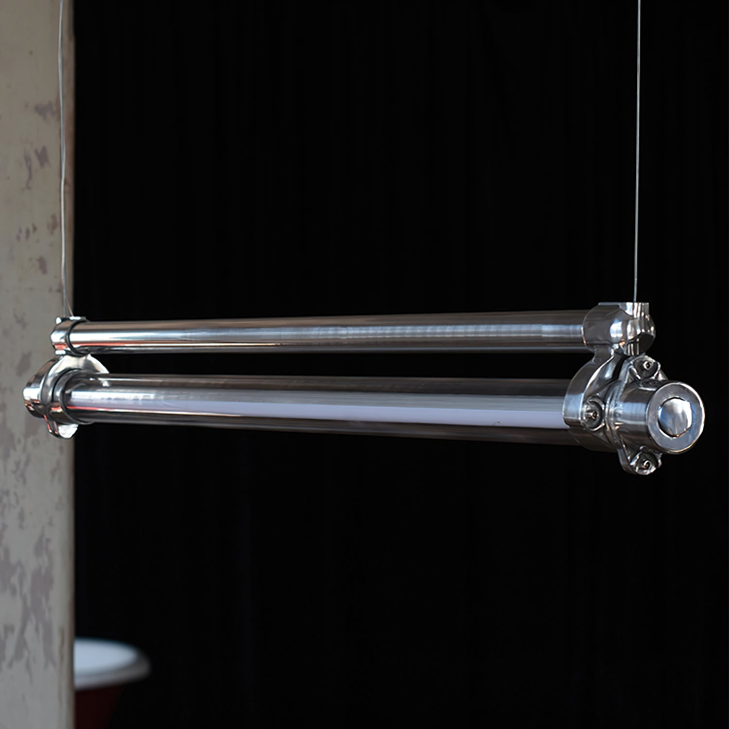 DDR Industrial Tube Pendant Light T1708