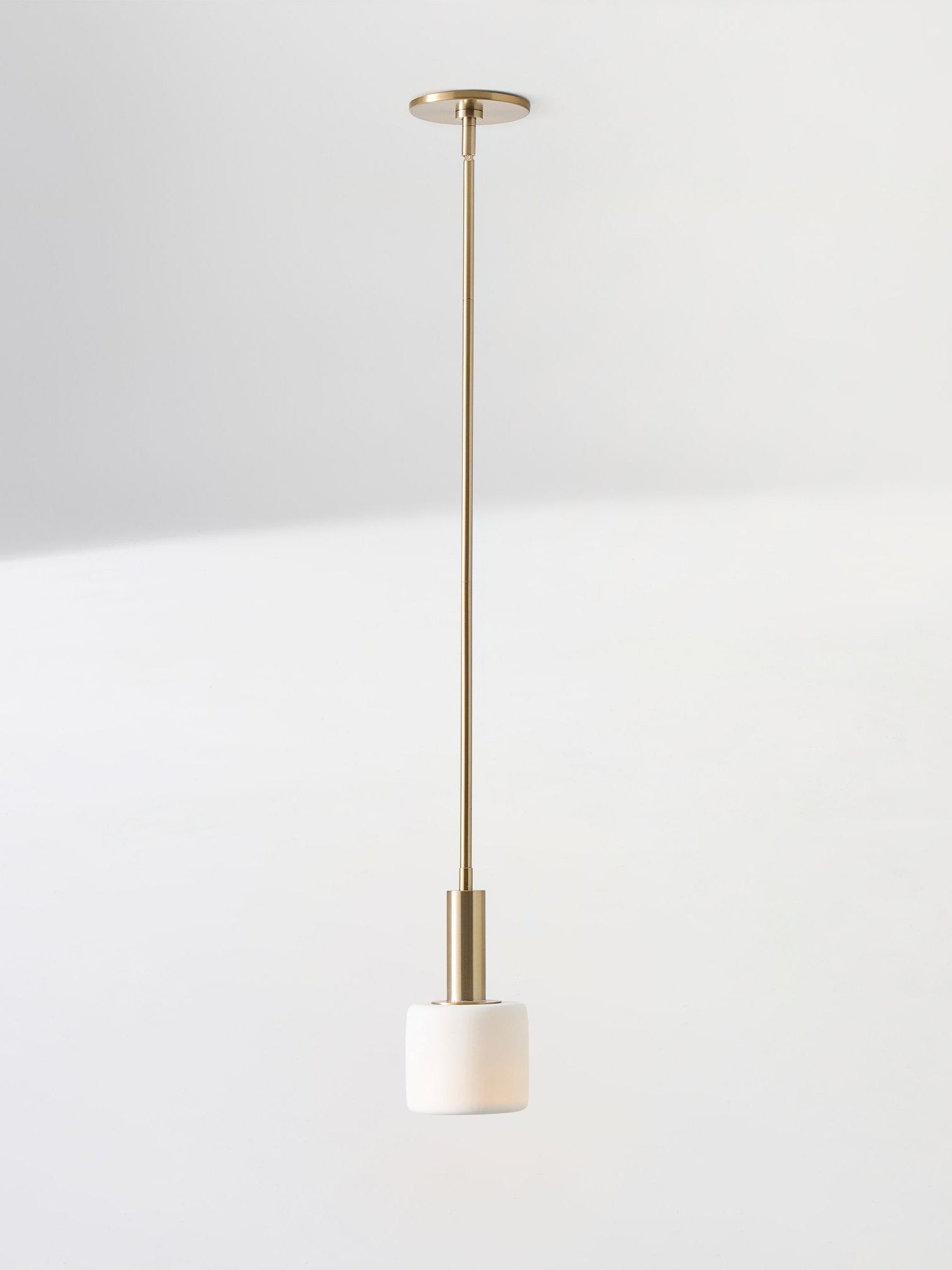 Modern Style Minimalist Porcelain Pendant Light G88