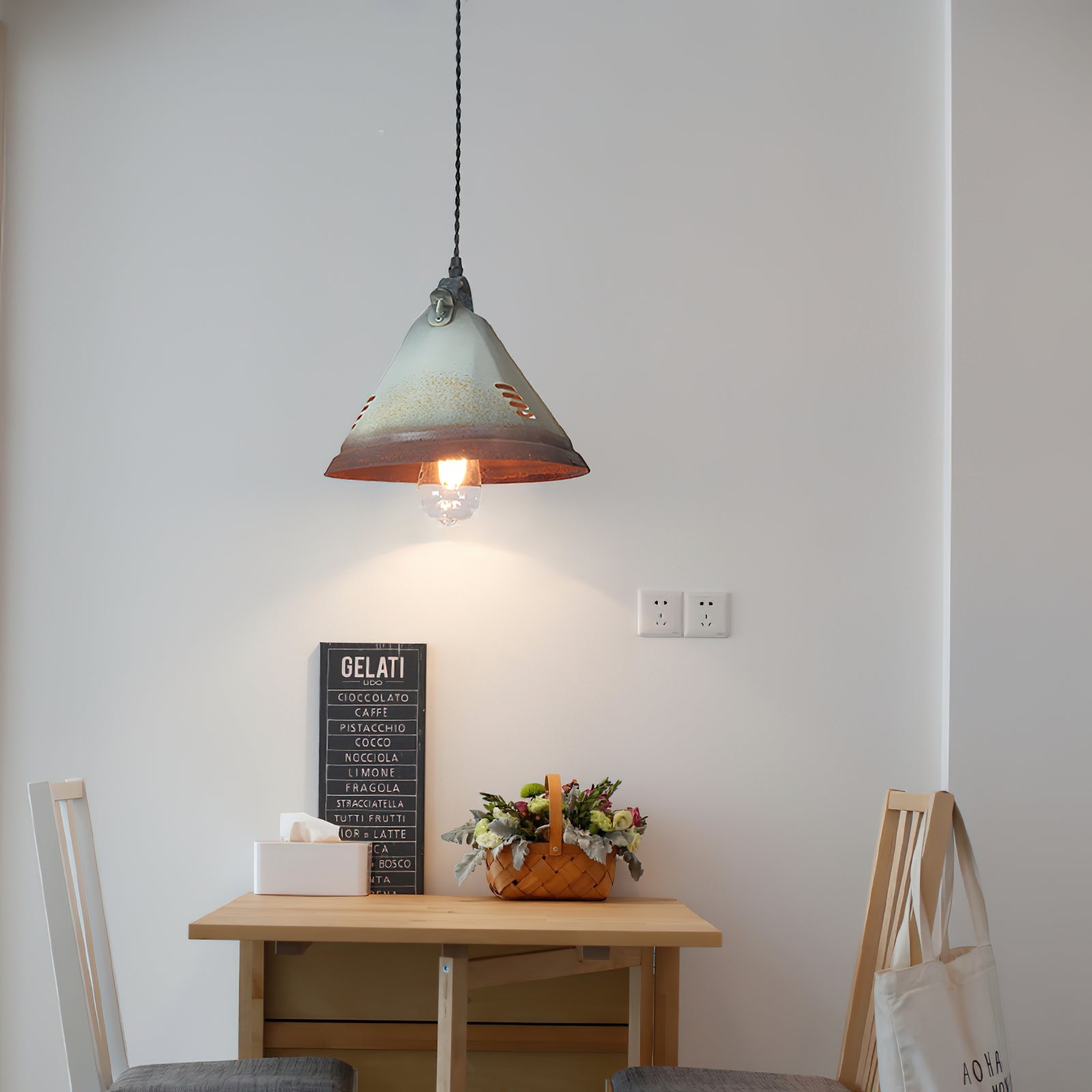 Stella Pendant Light T1698