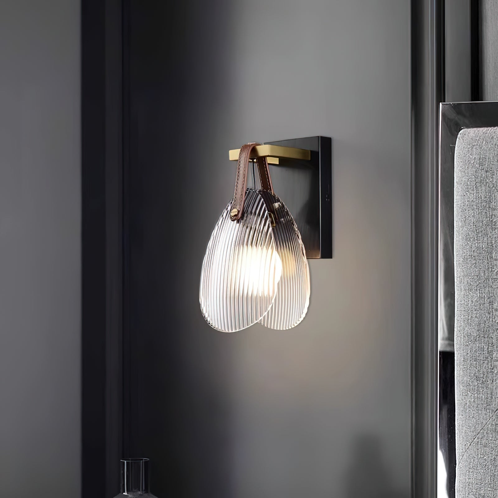 Shell Glass Wall Lamp T1687