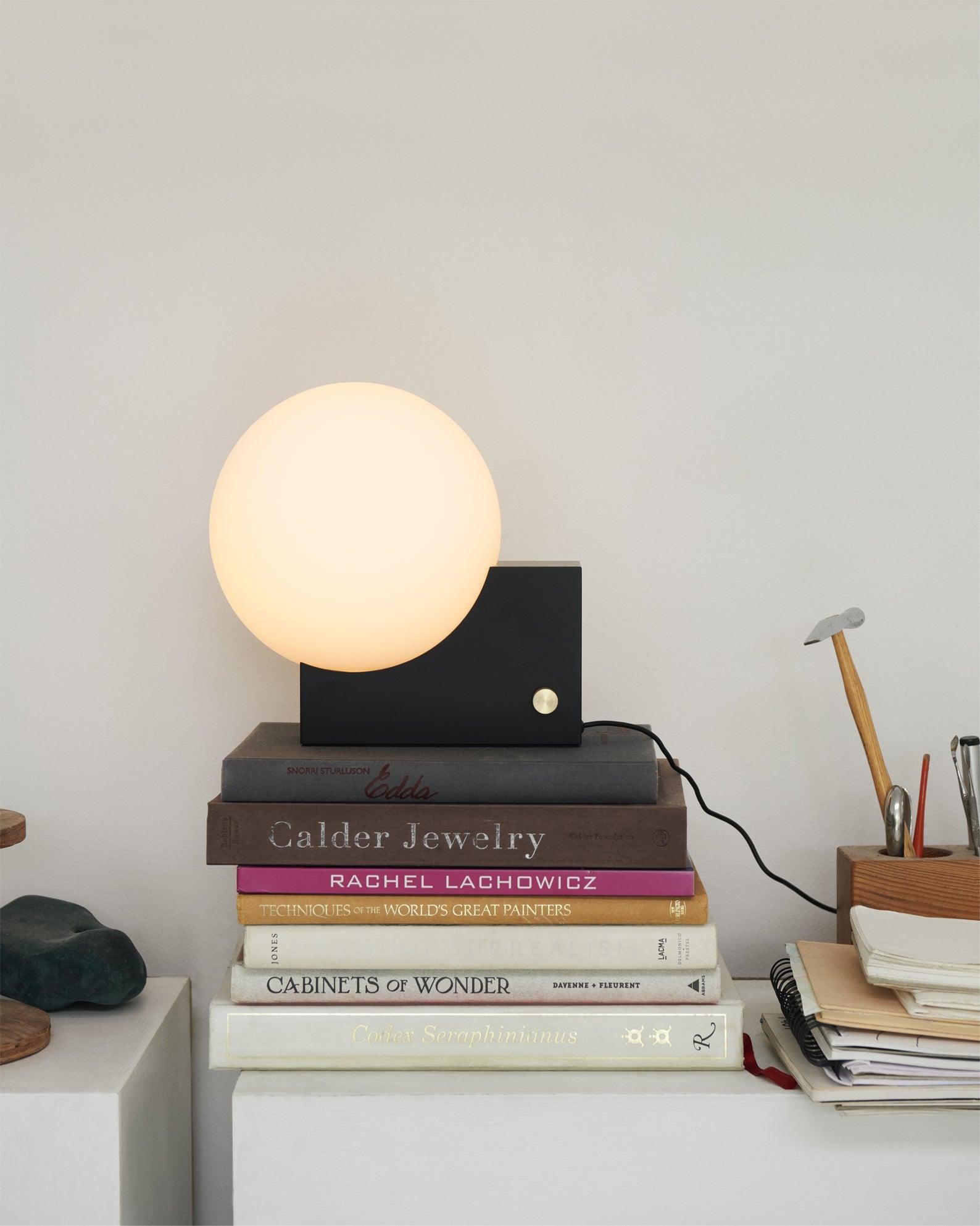 Geometric Lamp Base Glass Globe Table Lamp M362