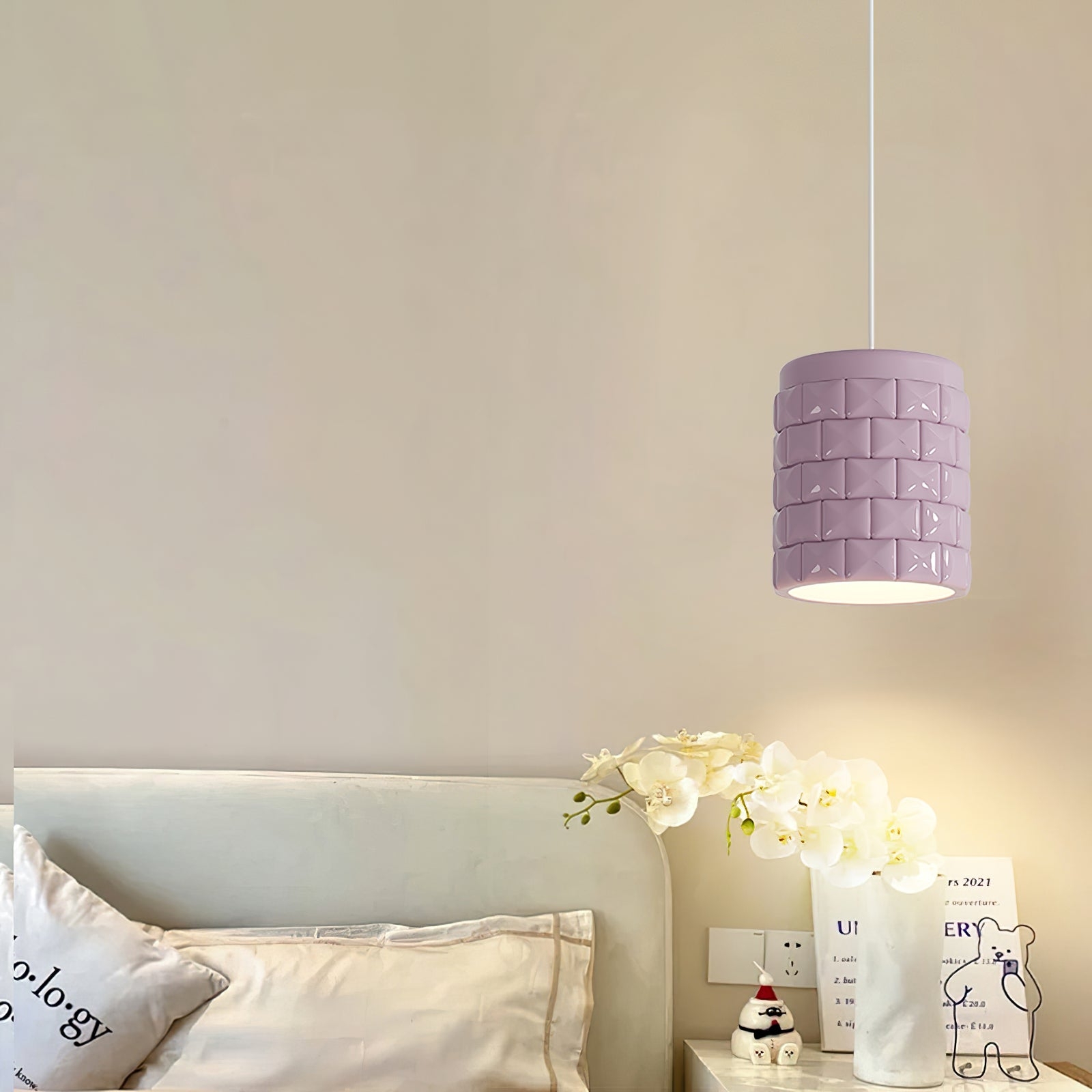 Lysne Girl Pendant Lamp T1634