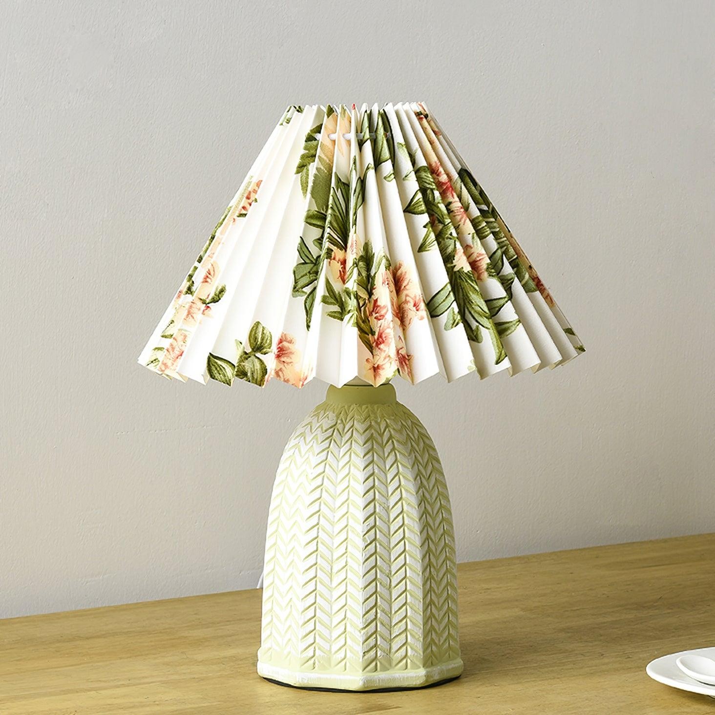 Vintage Pleated Table Lamp M206