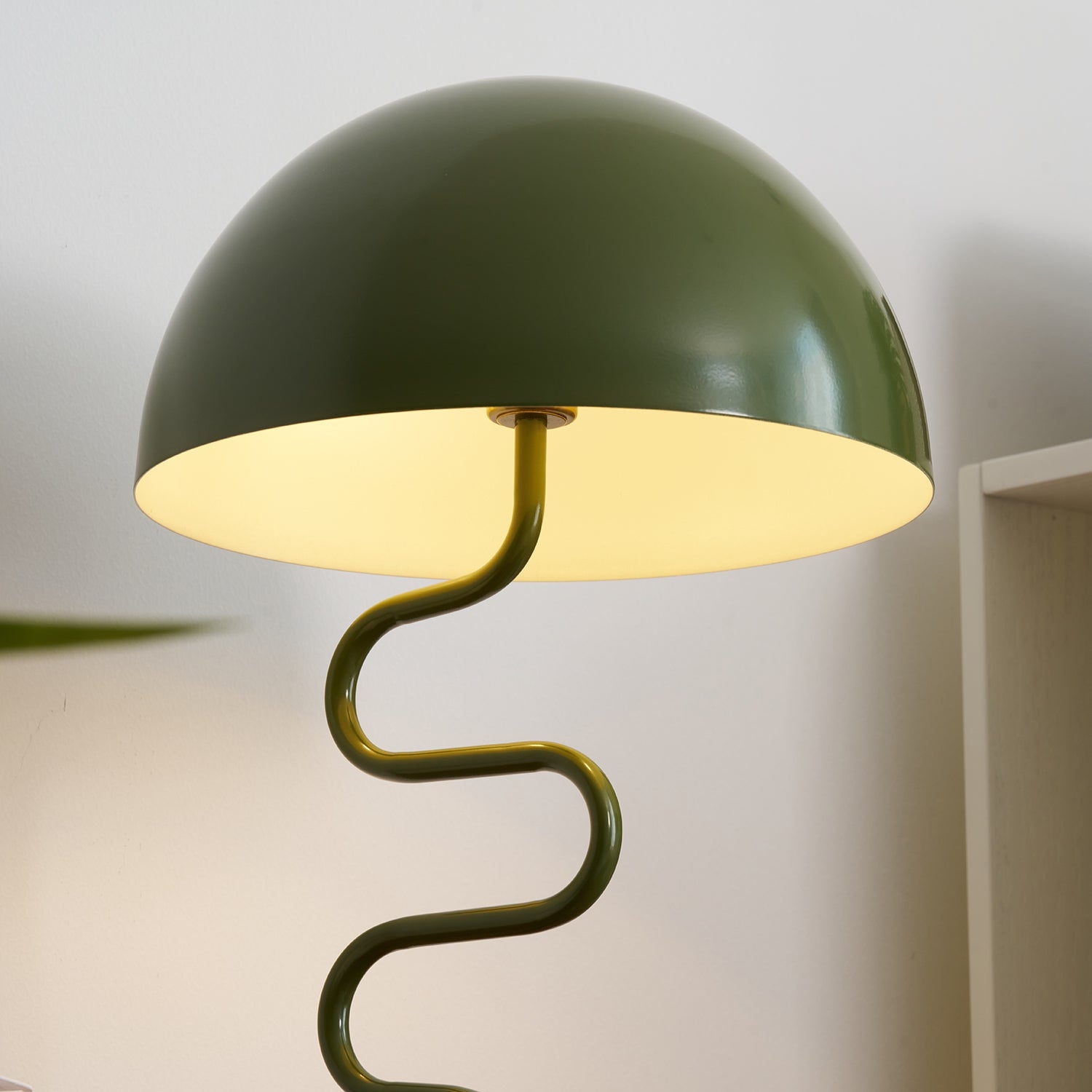 Tuija Twist Table Lamp T1305